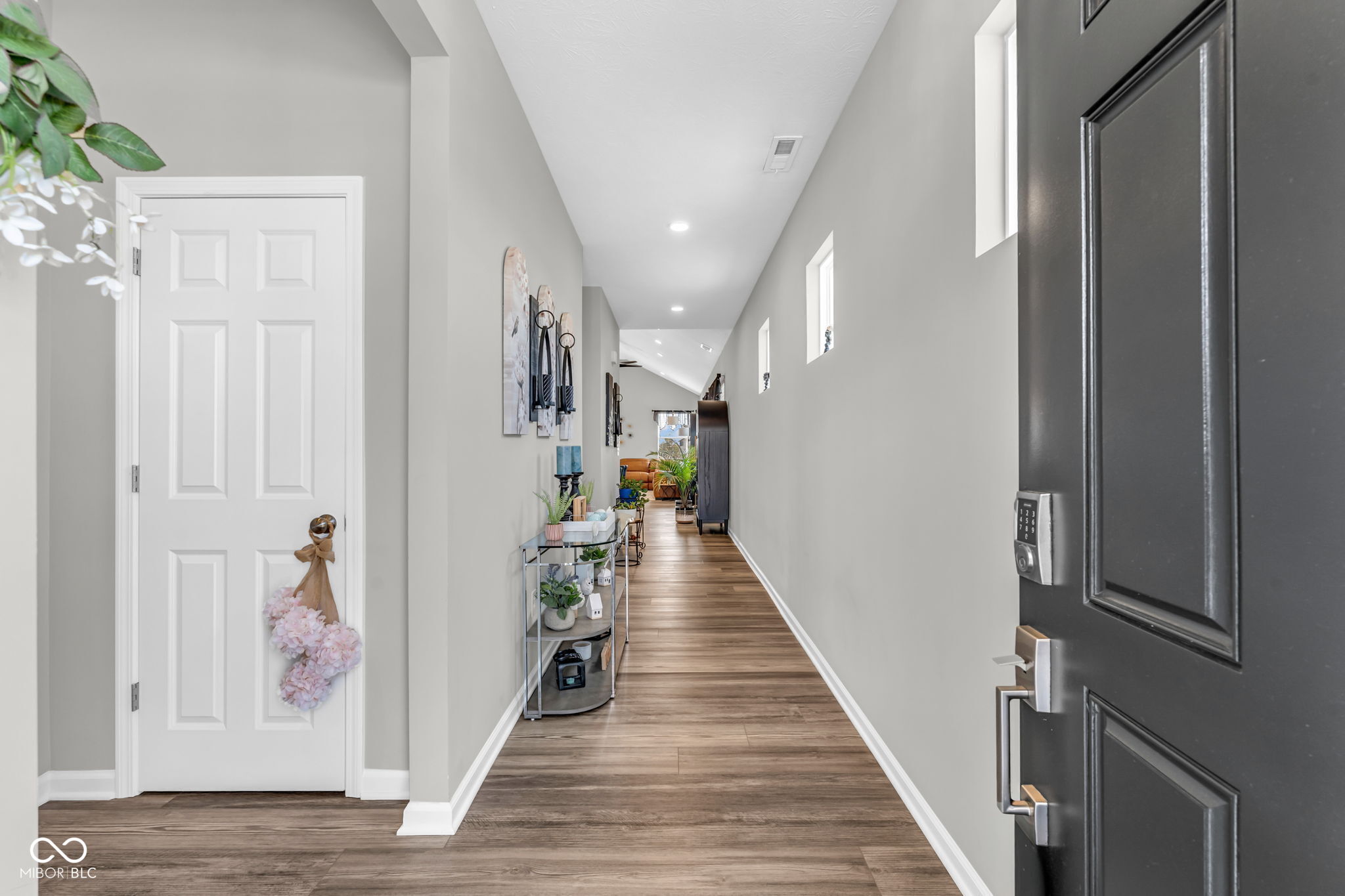 2339 William Garrett Way, Shelbyville, IN, 46176 photo 5 of 27