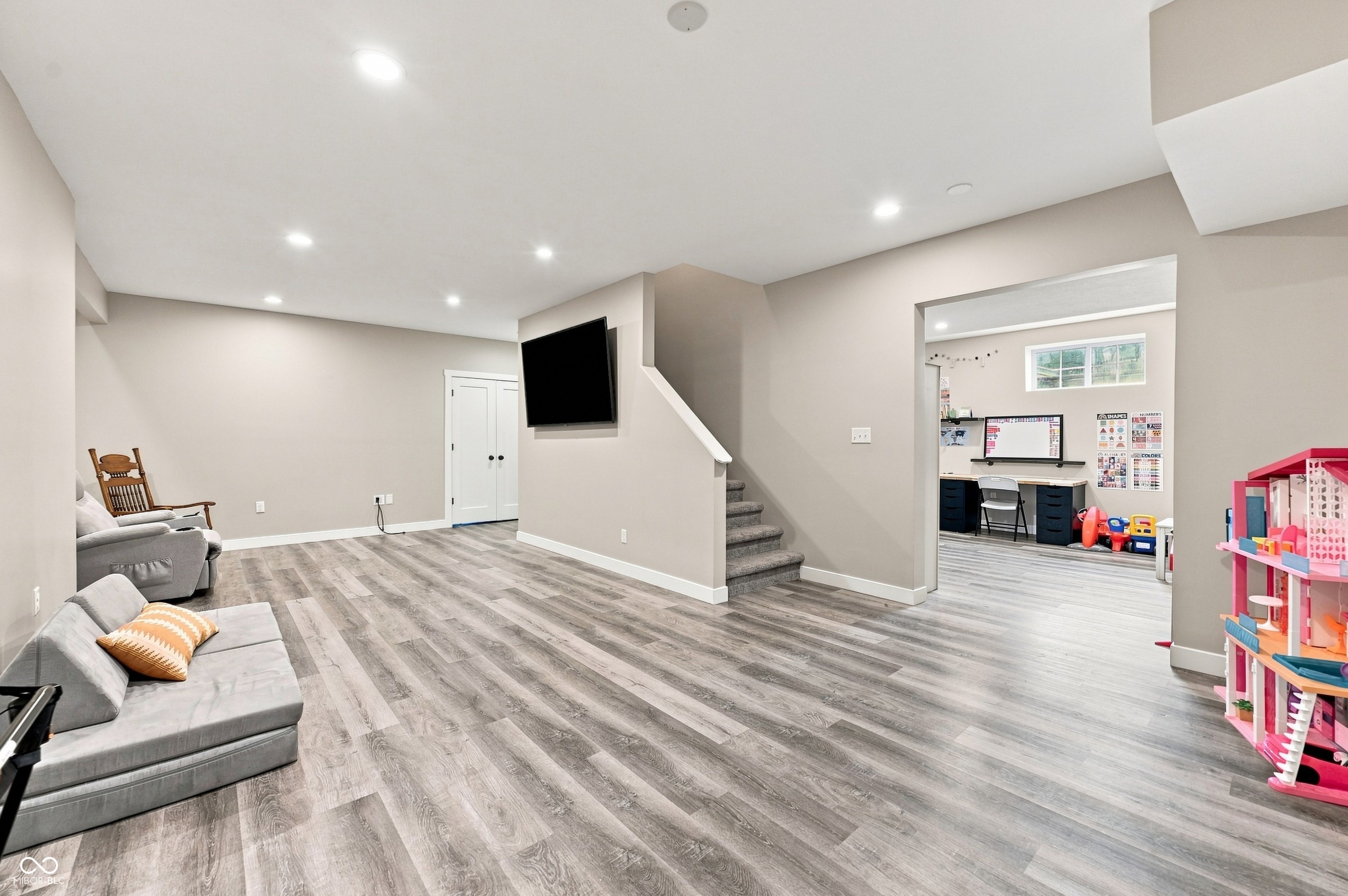 7218 N 500 W, McCordsville, IN, 46055 photo 5 of 44