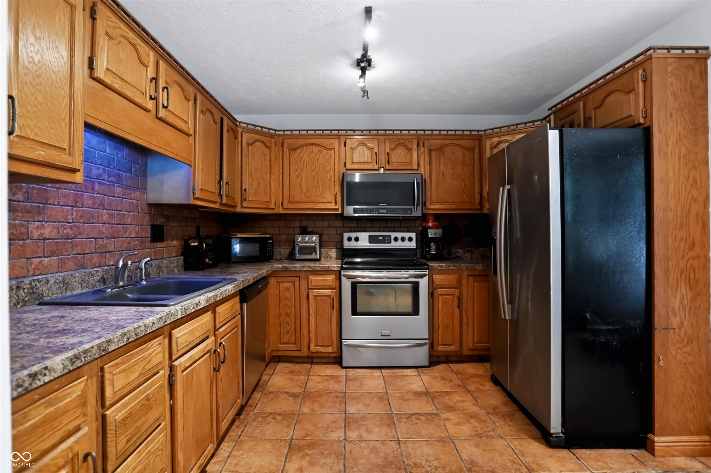 8265 S Metzel Lane, Nineveh, IN, 46164 photo 5 of 65