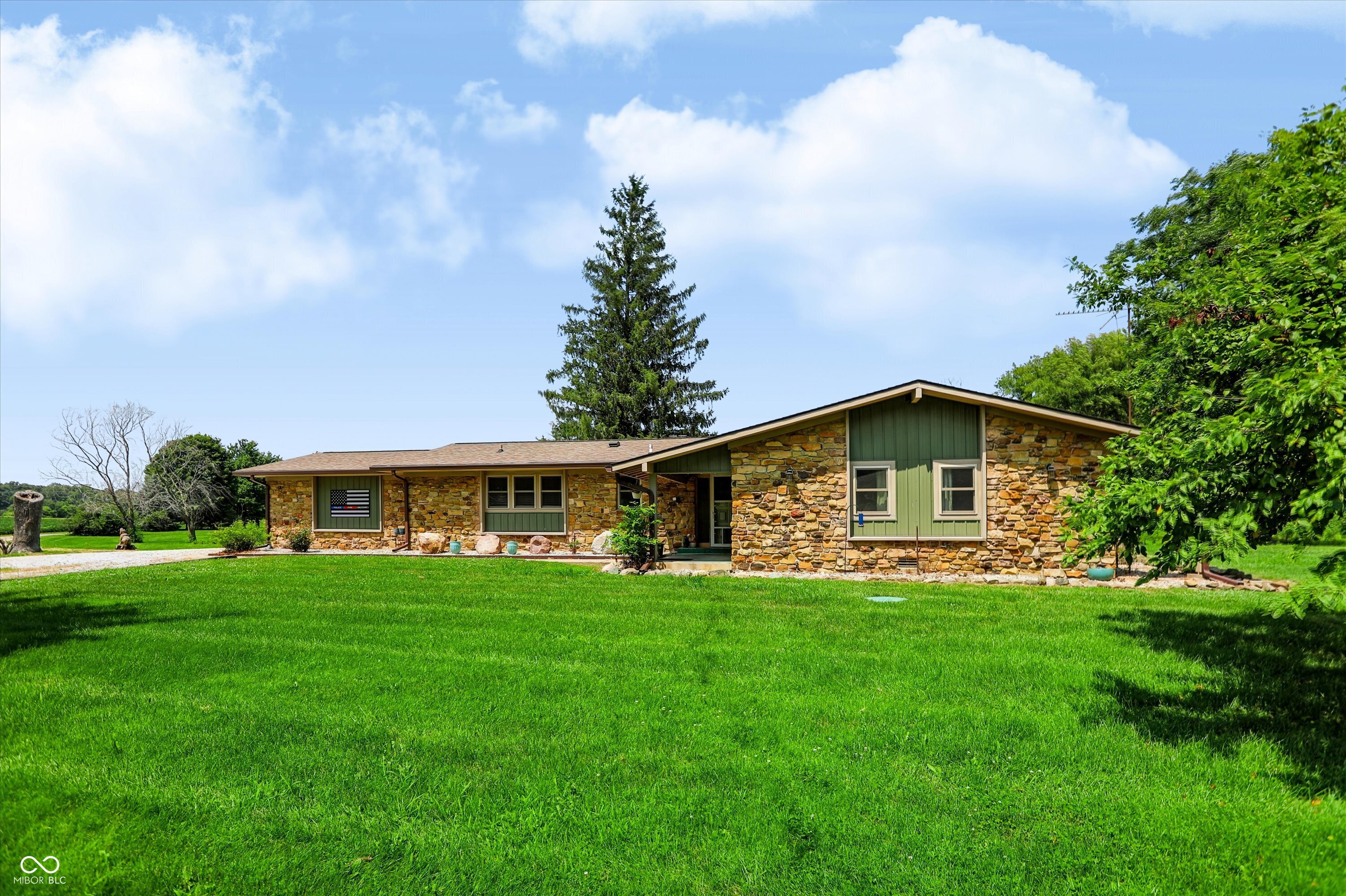 9002 N State Road 9 Road, Morristown, IN, 46161 photo 5 of 79