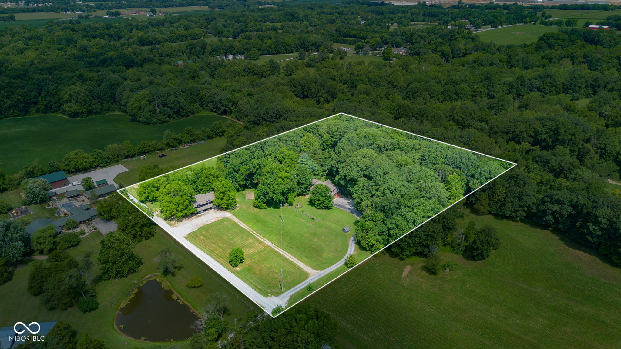 778 W Gasburg Lane, Mooresville, IN, 46158 photo 5 of 75
