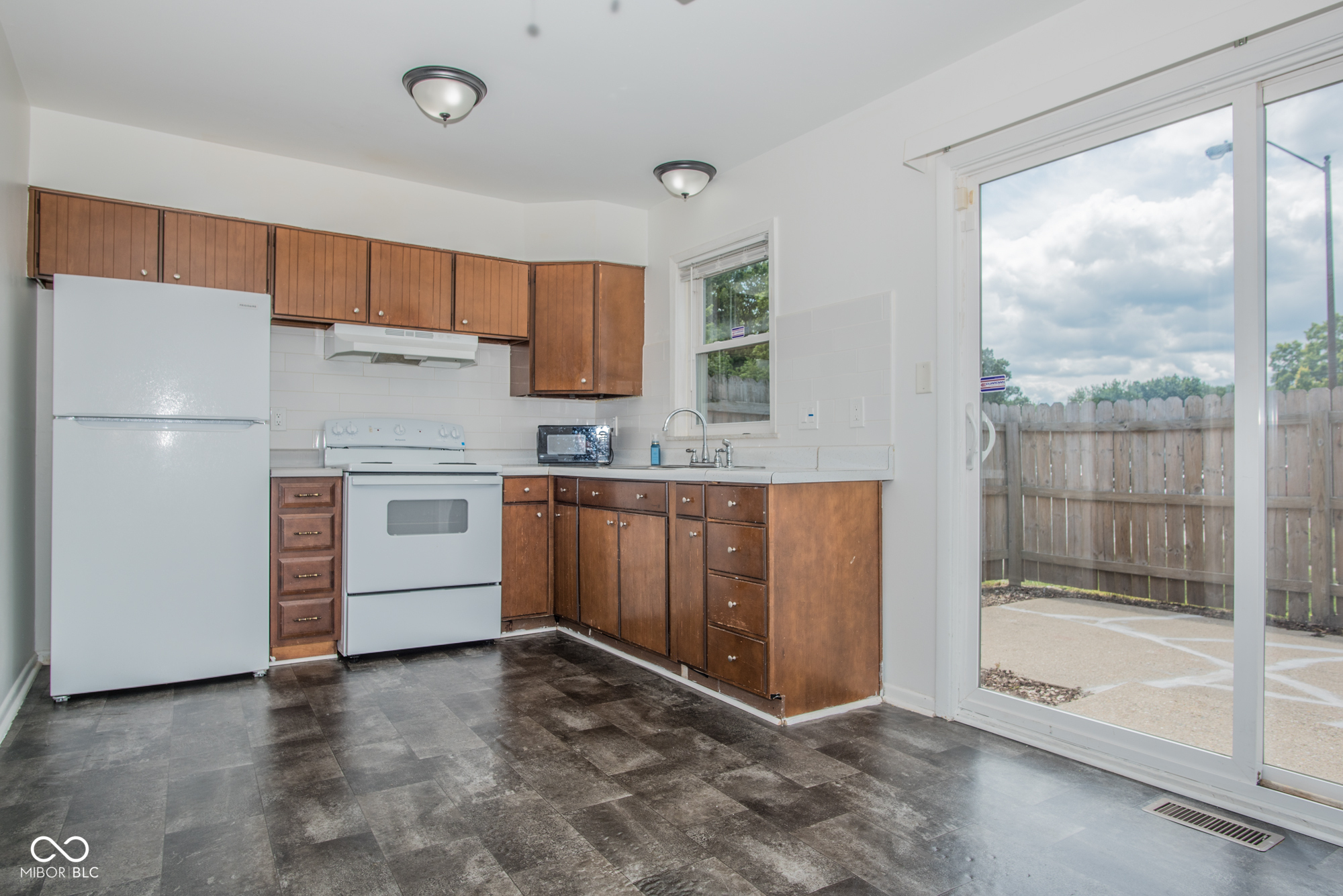 4216 Moller Road, Indianapolis, IN, 46254 photo 5 of 14