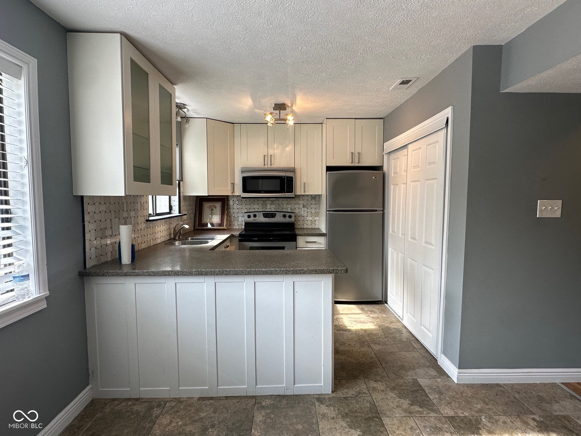 7890 Benjamin Drive, Indianapolis, IN, 46226 photo 5 of 14