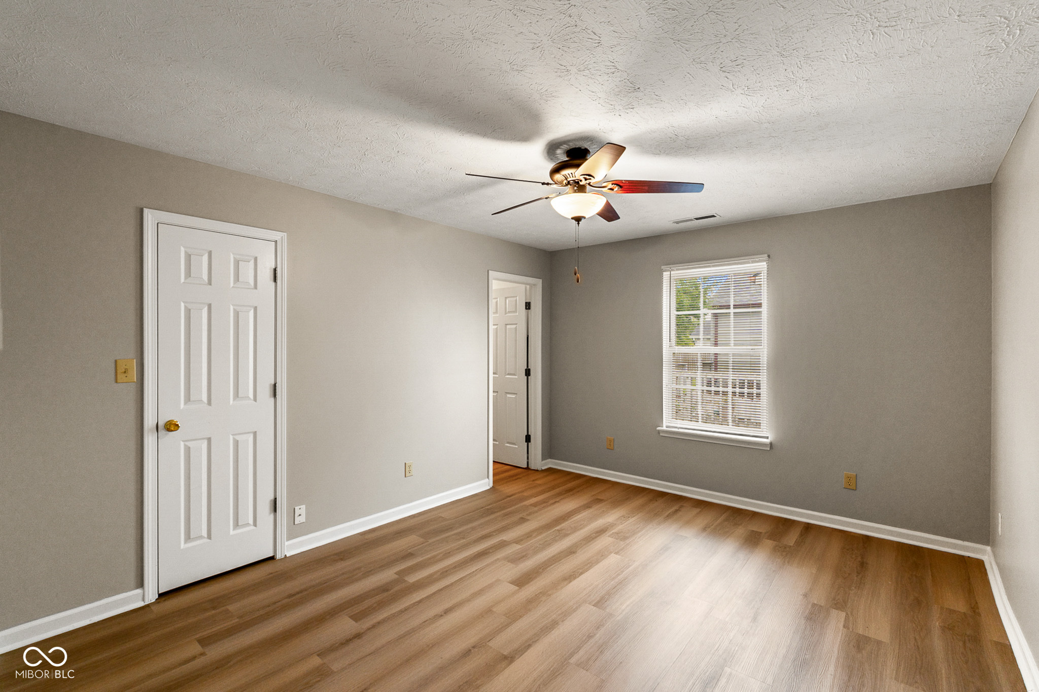 7037 Dewester Drive, Indianapolis, IN, 46236 photo 5 of 22