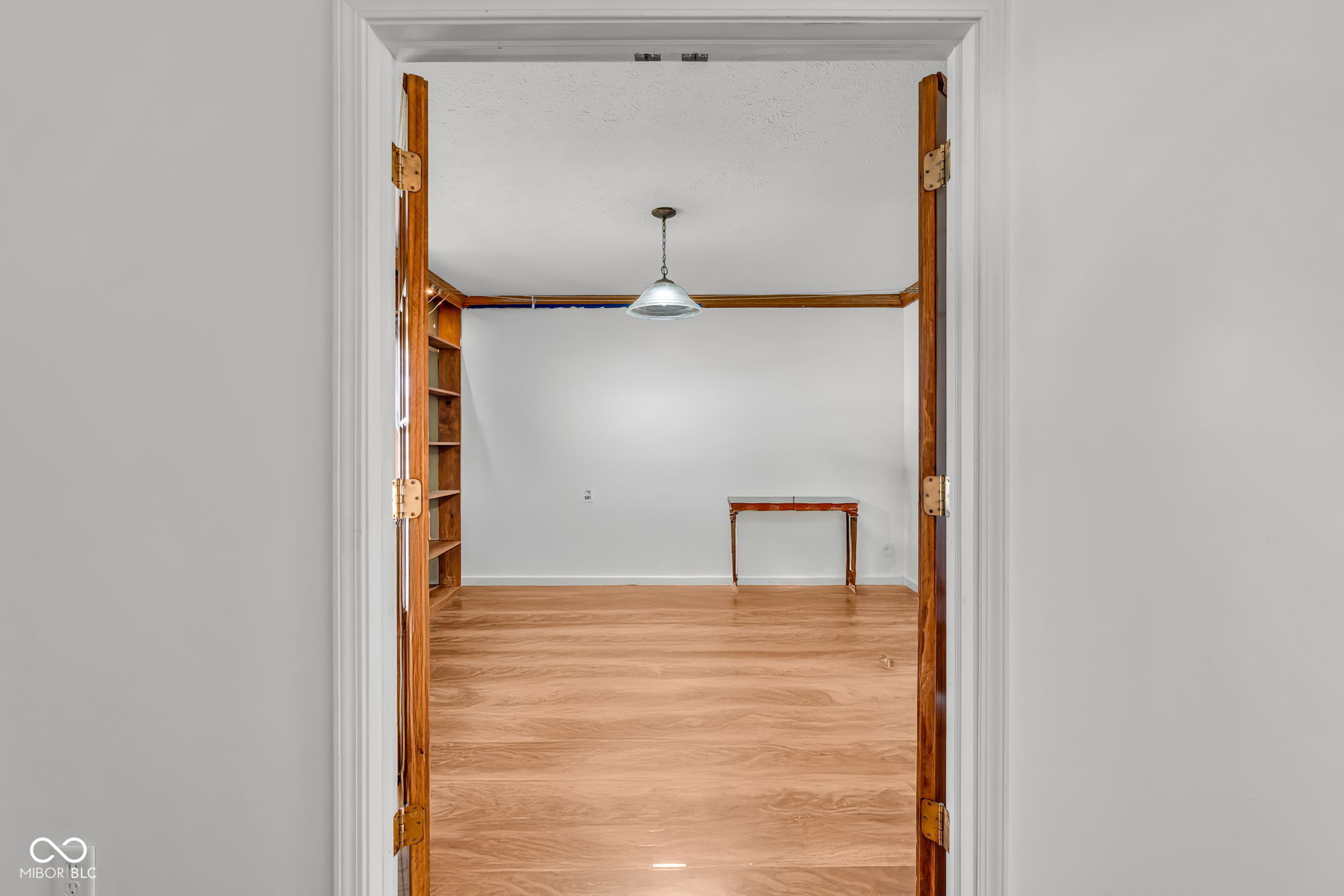 6463 Glory Maple Lane, Indianapolis, IN, 46221 photo 5 of 41