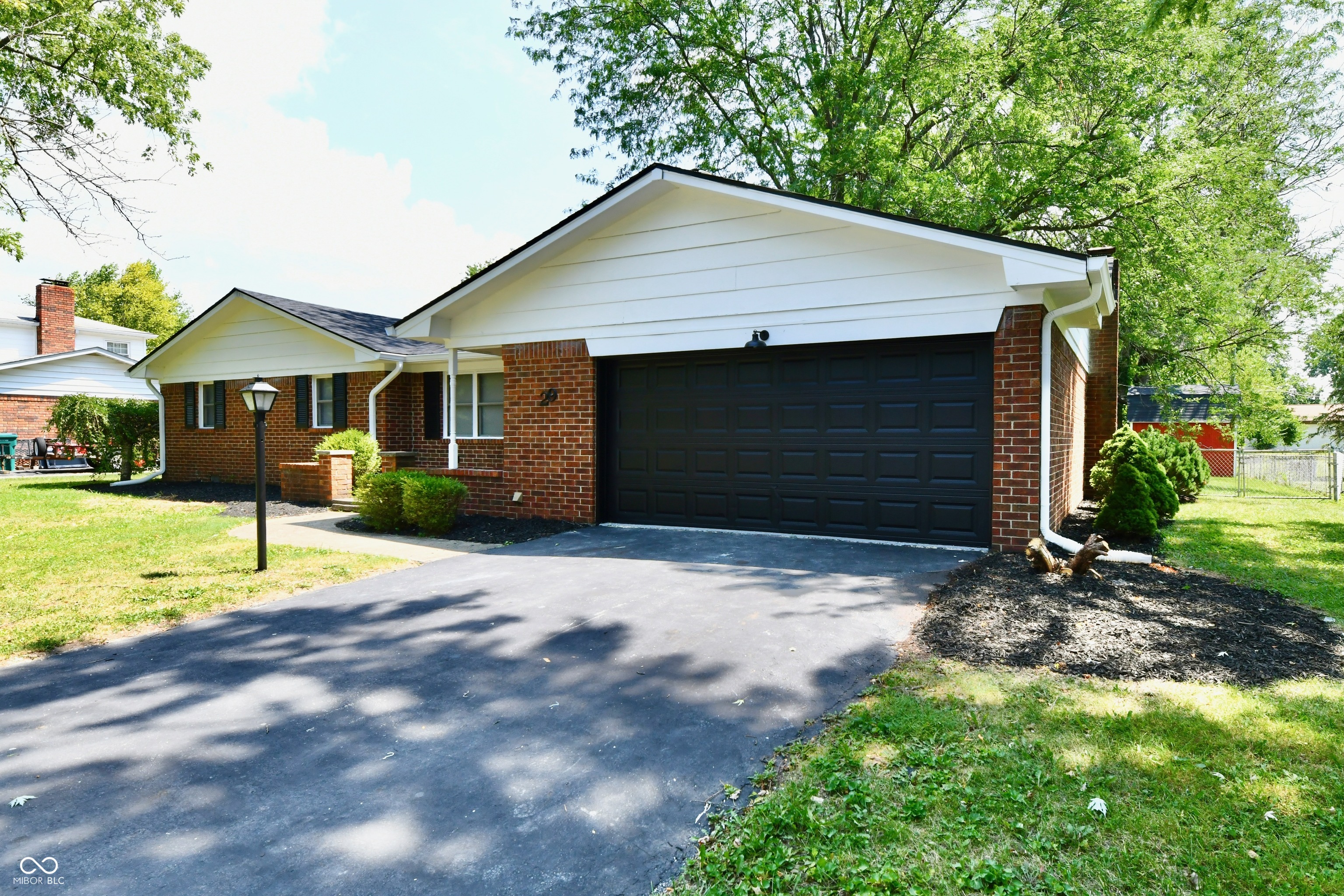 29 Parkwood Drive, Brownsburg, IN, 46112 photo 5 of 45
