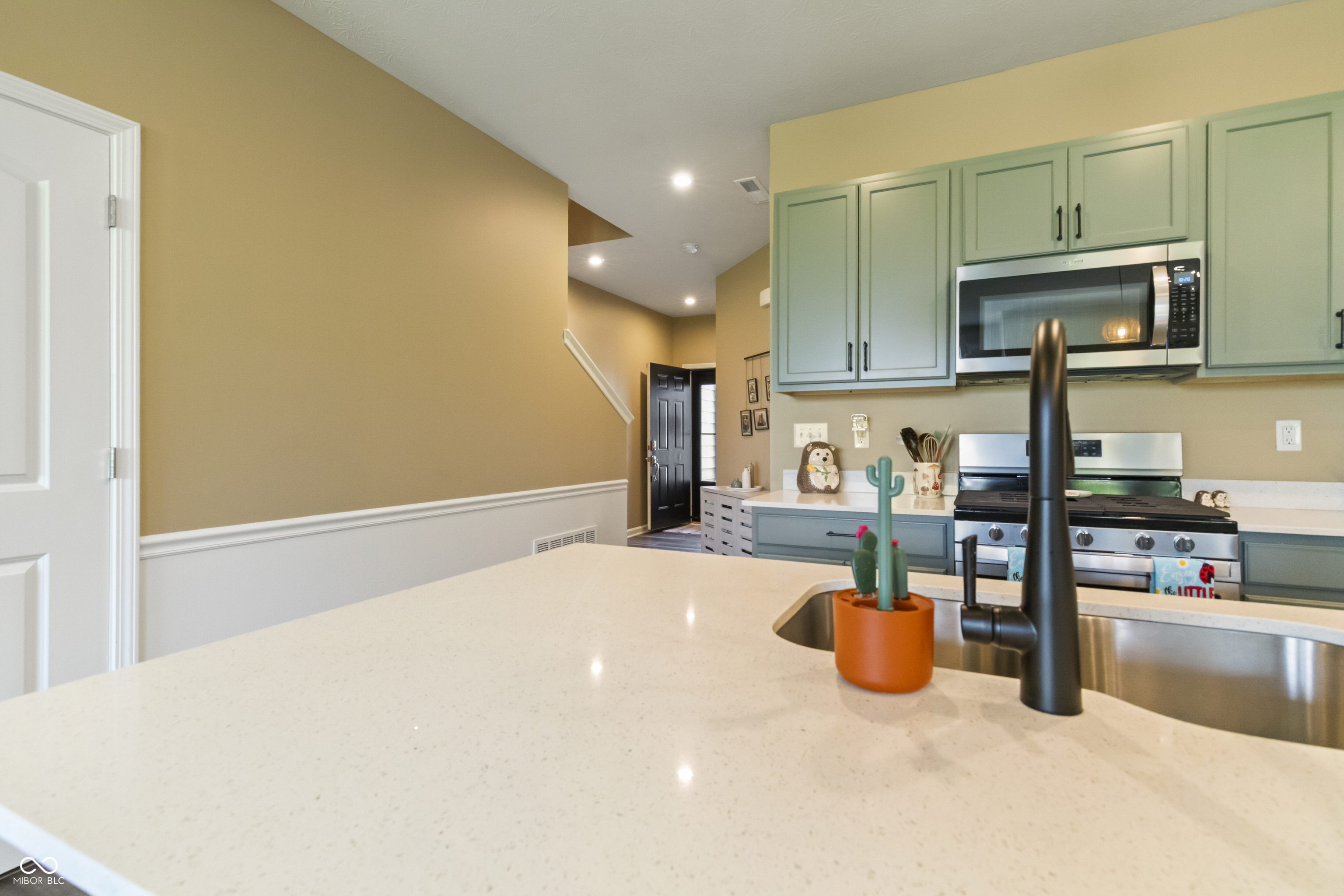 14126 Bay Willow Drive, Fishers, IN, 46037 photo 5 of 47