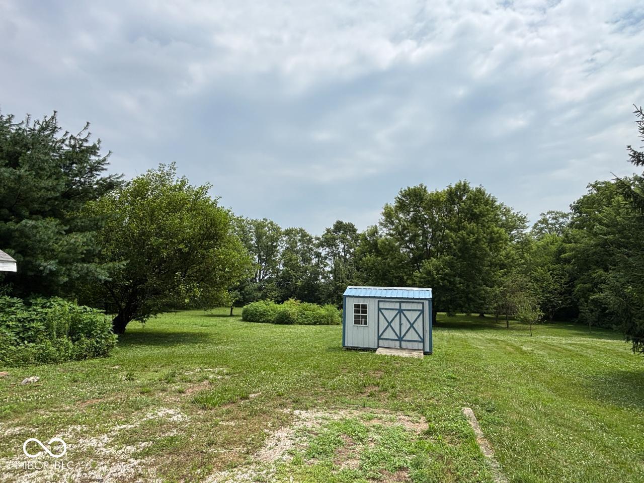 1112 S Winmere Avenue, Selma, IN, 47383 photo 5 of 26