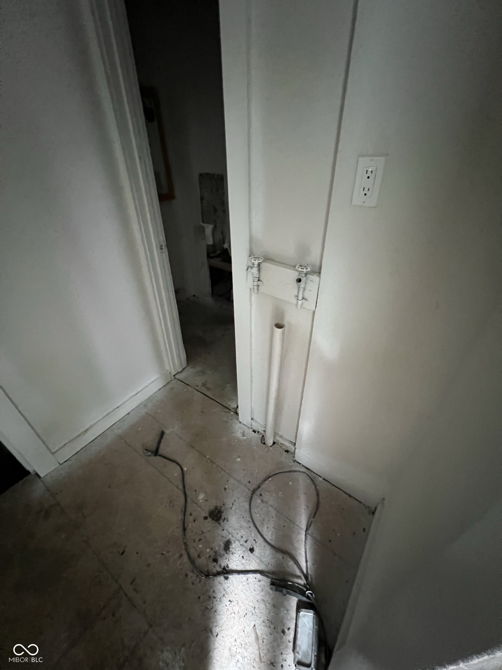 406 N Denny, Indianapolis, IN, 46201 photo 5 of 21