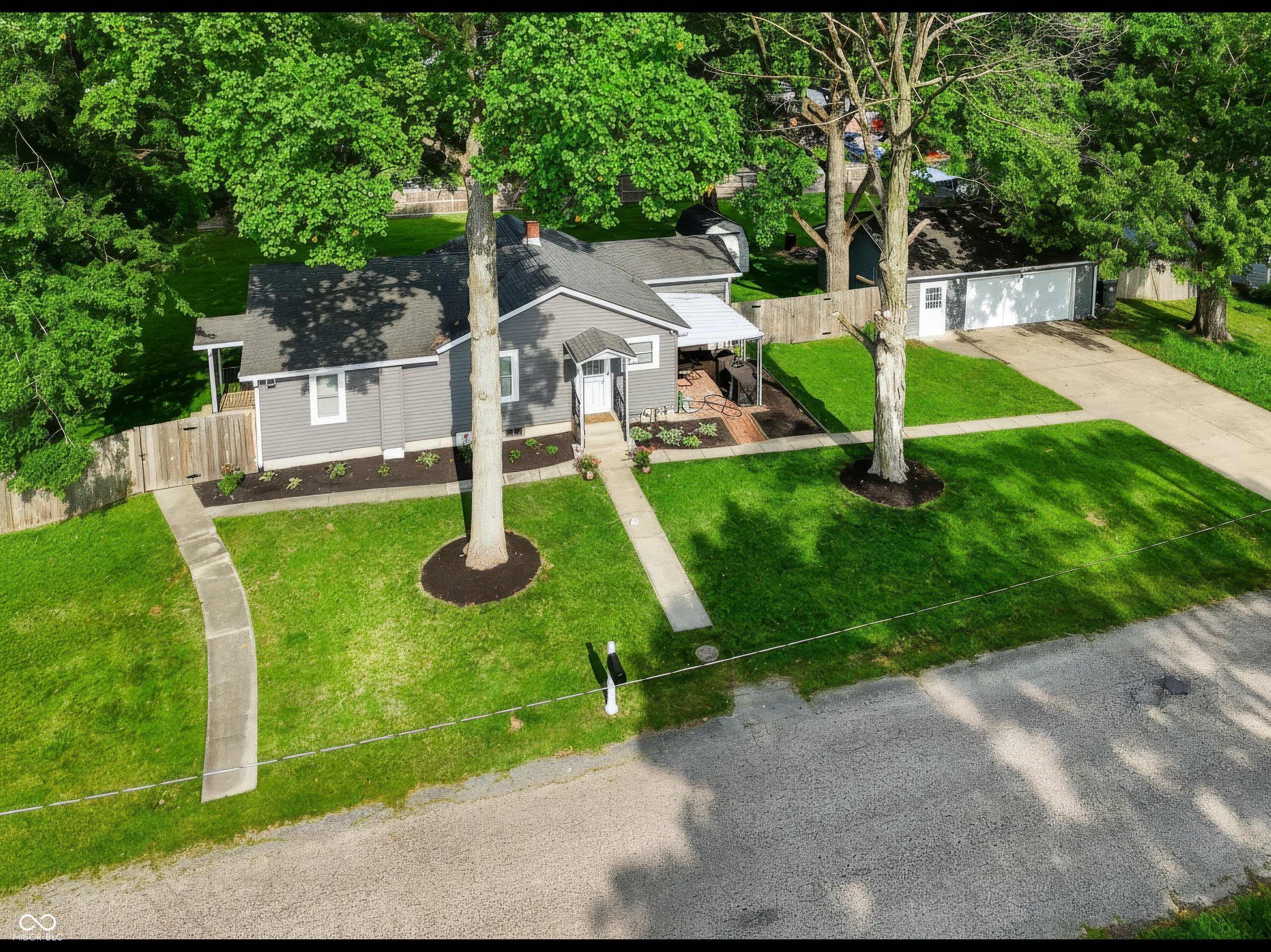 1702 N Campbell Avenue, Indianapolis, IN, 46218 photo 5 of 65