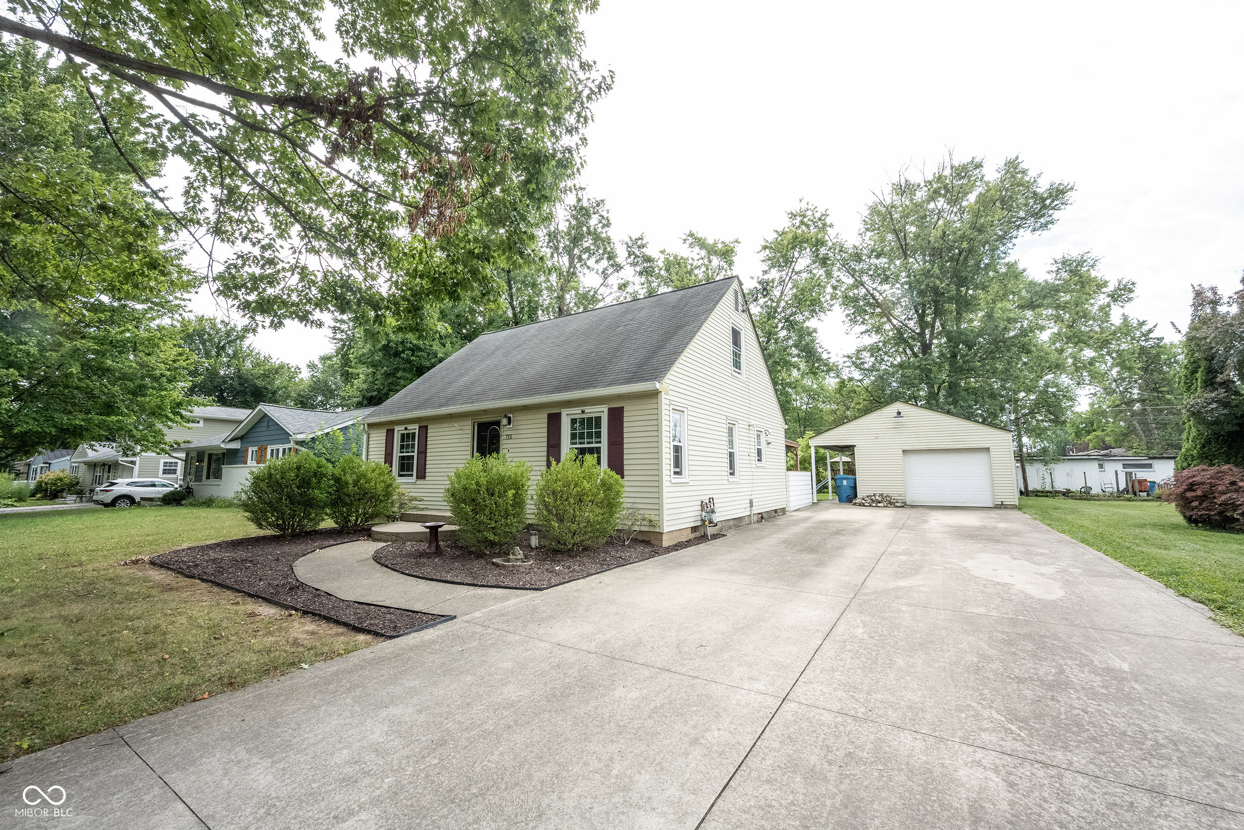 715 Homewood Drive, Carmel, IN, 46280 photo 5 of 40