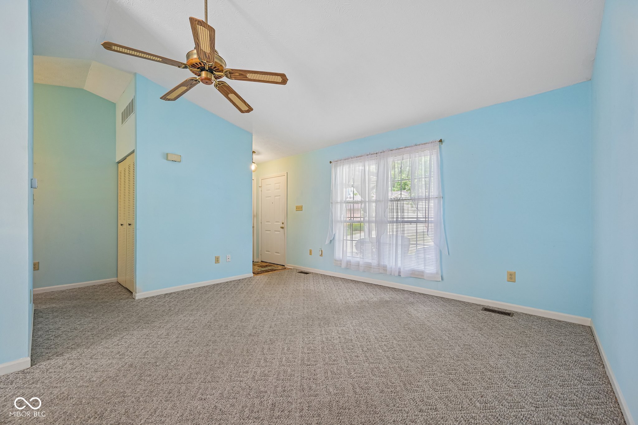 1745 N Wellesley Commons, Indianapolis, IN, 46219 photo 5 of 25
