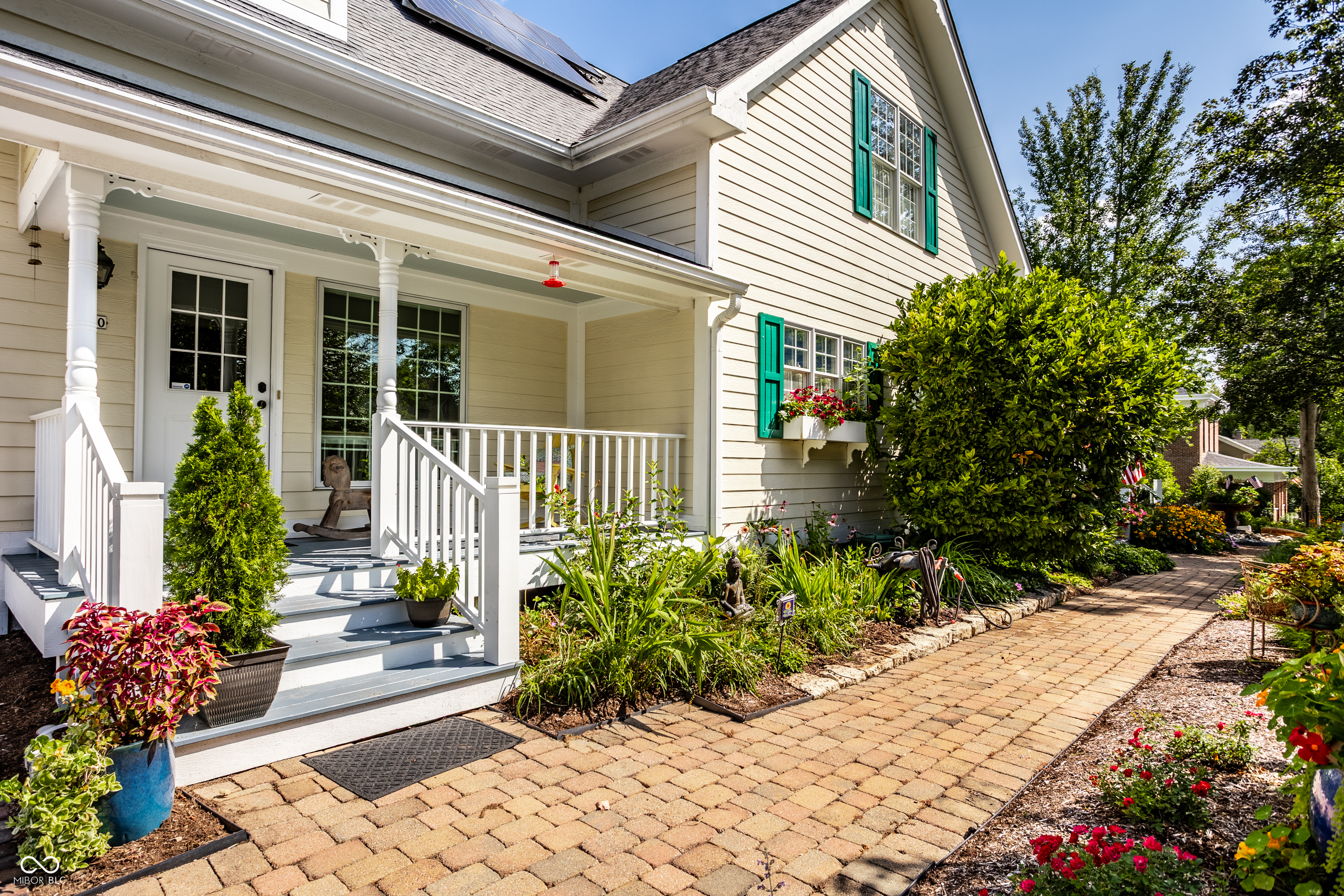 520 W Cedar Street, Zionsville, IN, 46077 photo 5 of 62