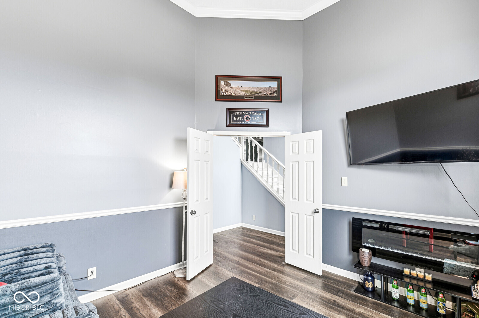 8451 Ardennes Drive, Fishers, IN, 46038 photo 5 of 41