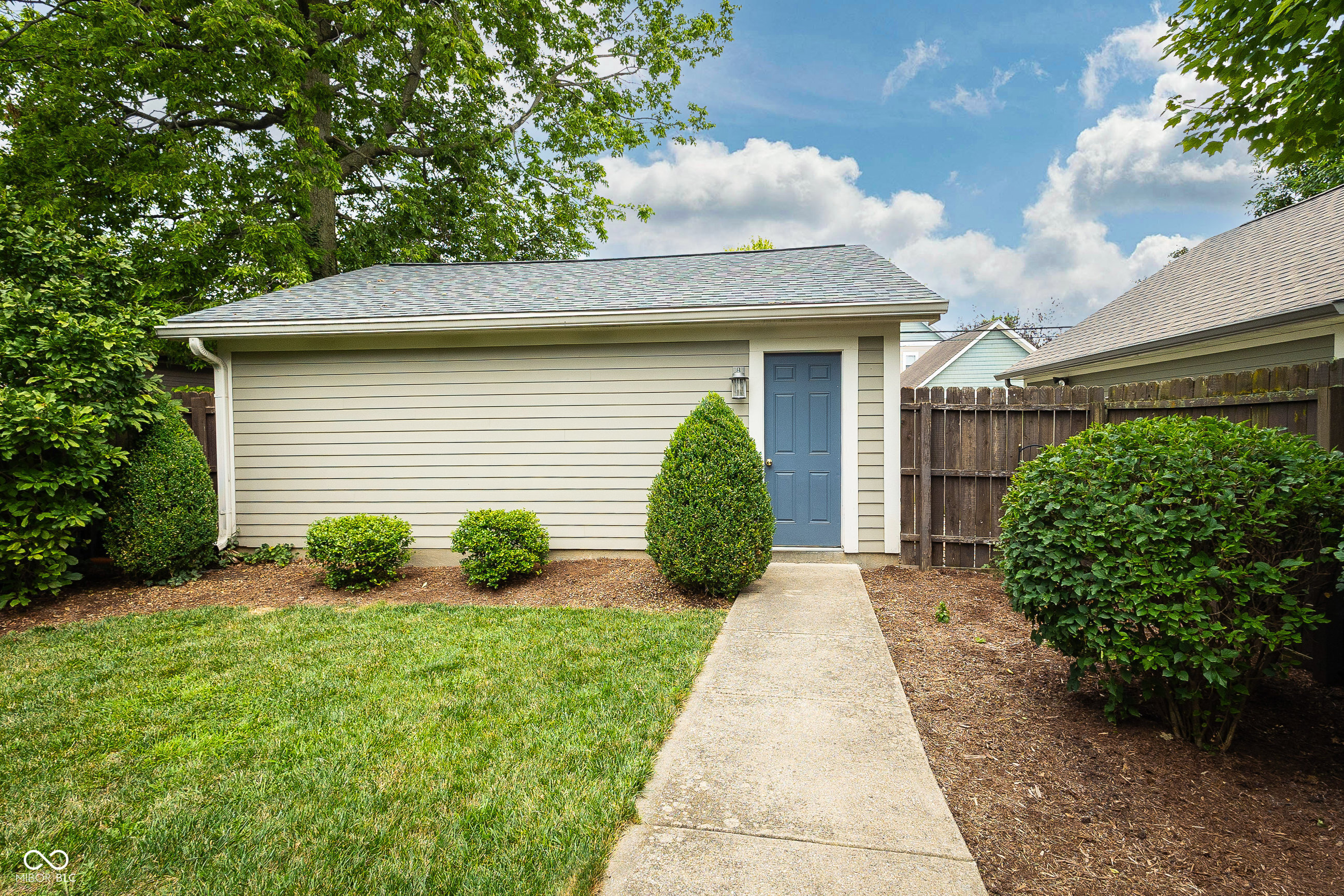 2417 N Pennsylvania Street, Indianapolis, IN, 46205 photo 5 of 31