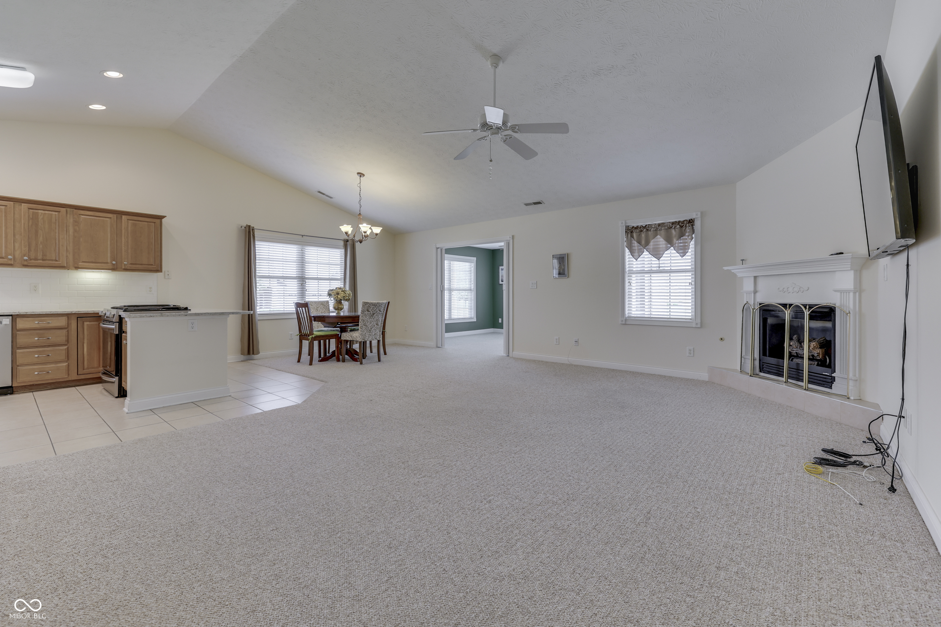 4206 Parma Court, Indianapolis, IN, 46237 photo 5 of 40
