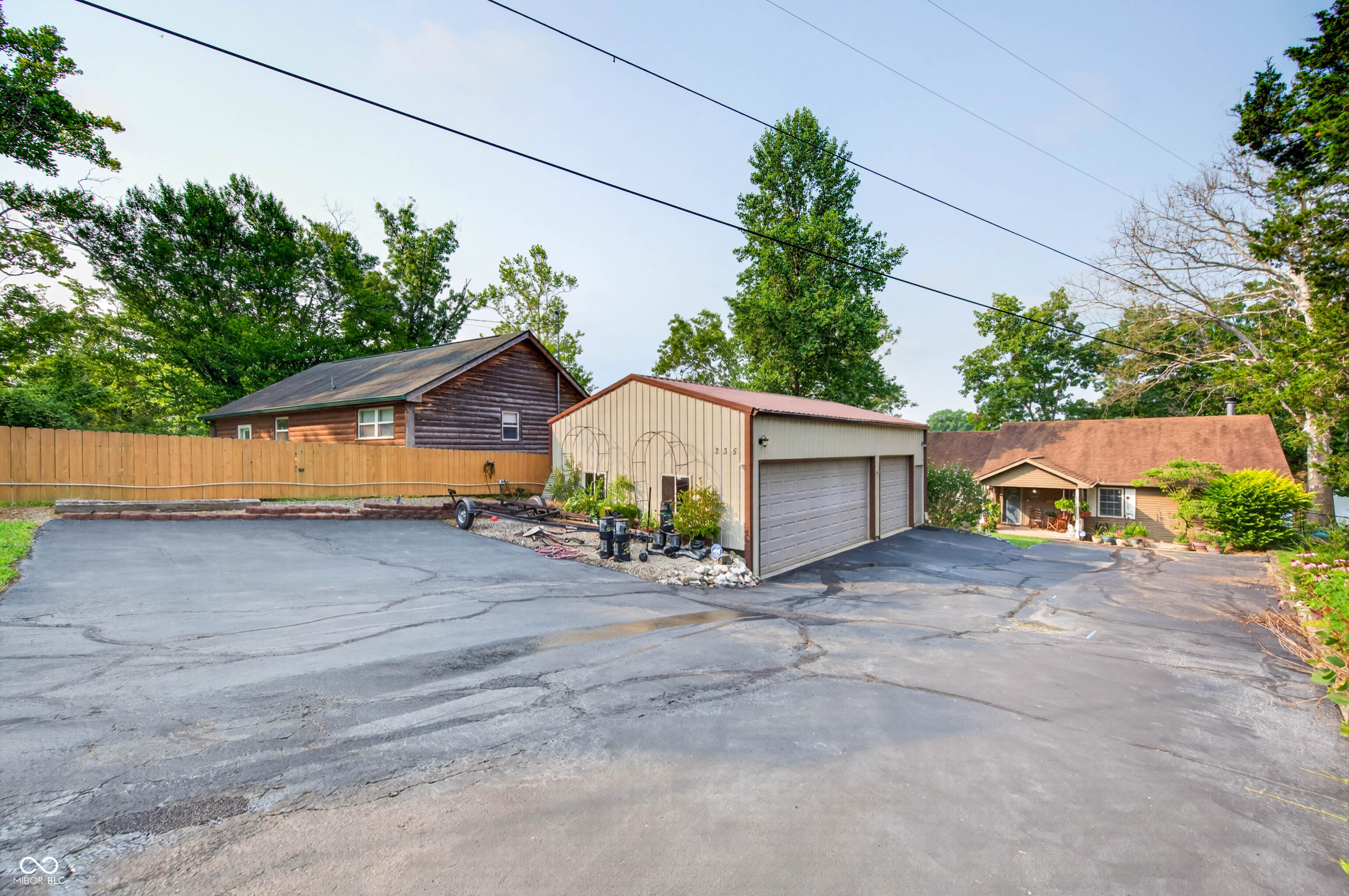 235 E Eagle Drive, Nineveh, IN, 46164 photo 5 of 130