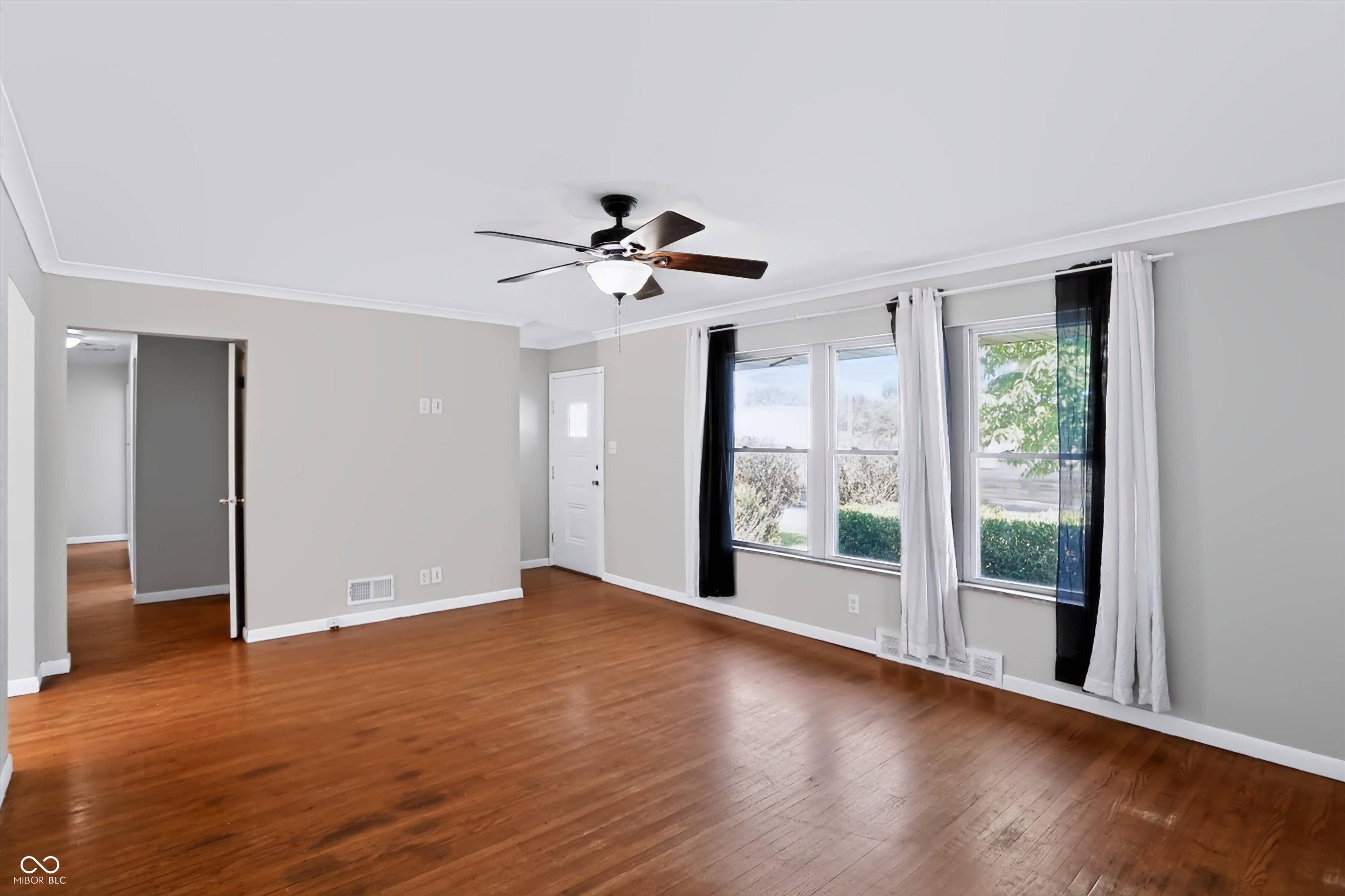3622 S Emerson Avenue, Beech Grove, IN, 46107 photo 5 of 60