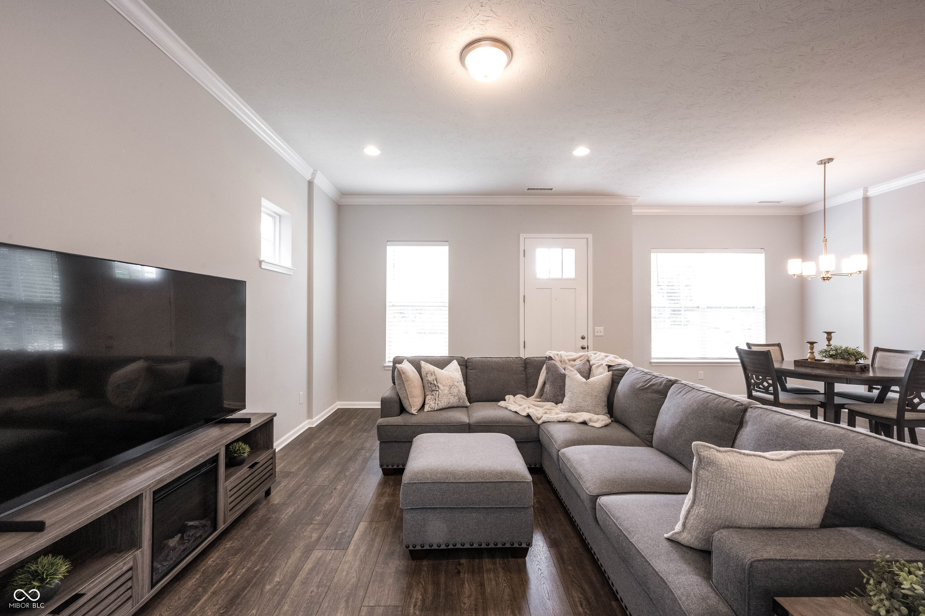 13083 Pennington Road, Fishers, IN, 46037 photo 5 of 64