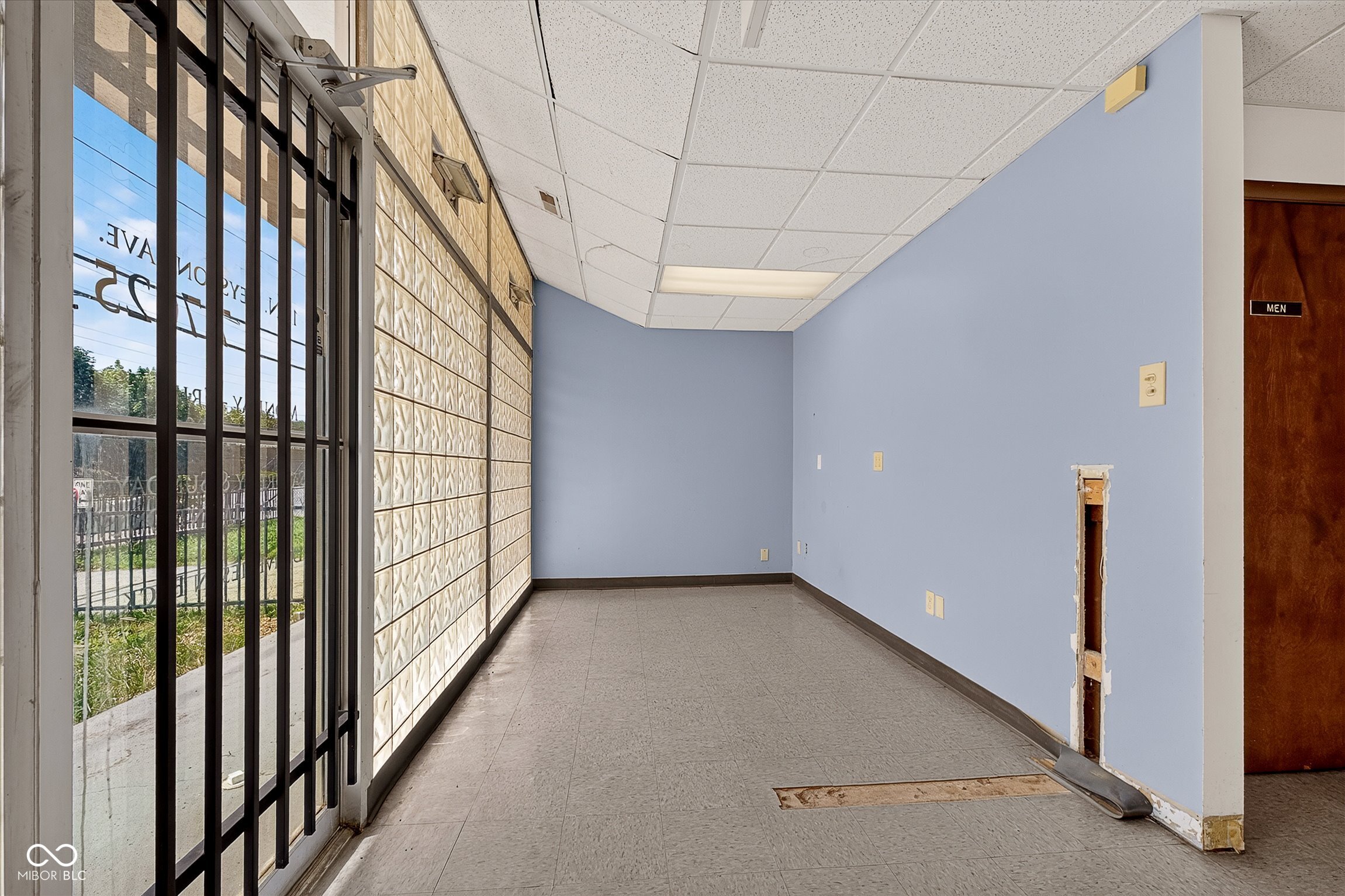 3913 N Keystone Avenue, Indianapolis, IN, 46205 photo 5 of 25