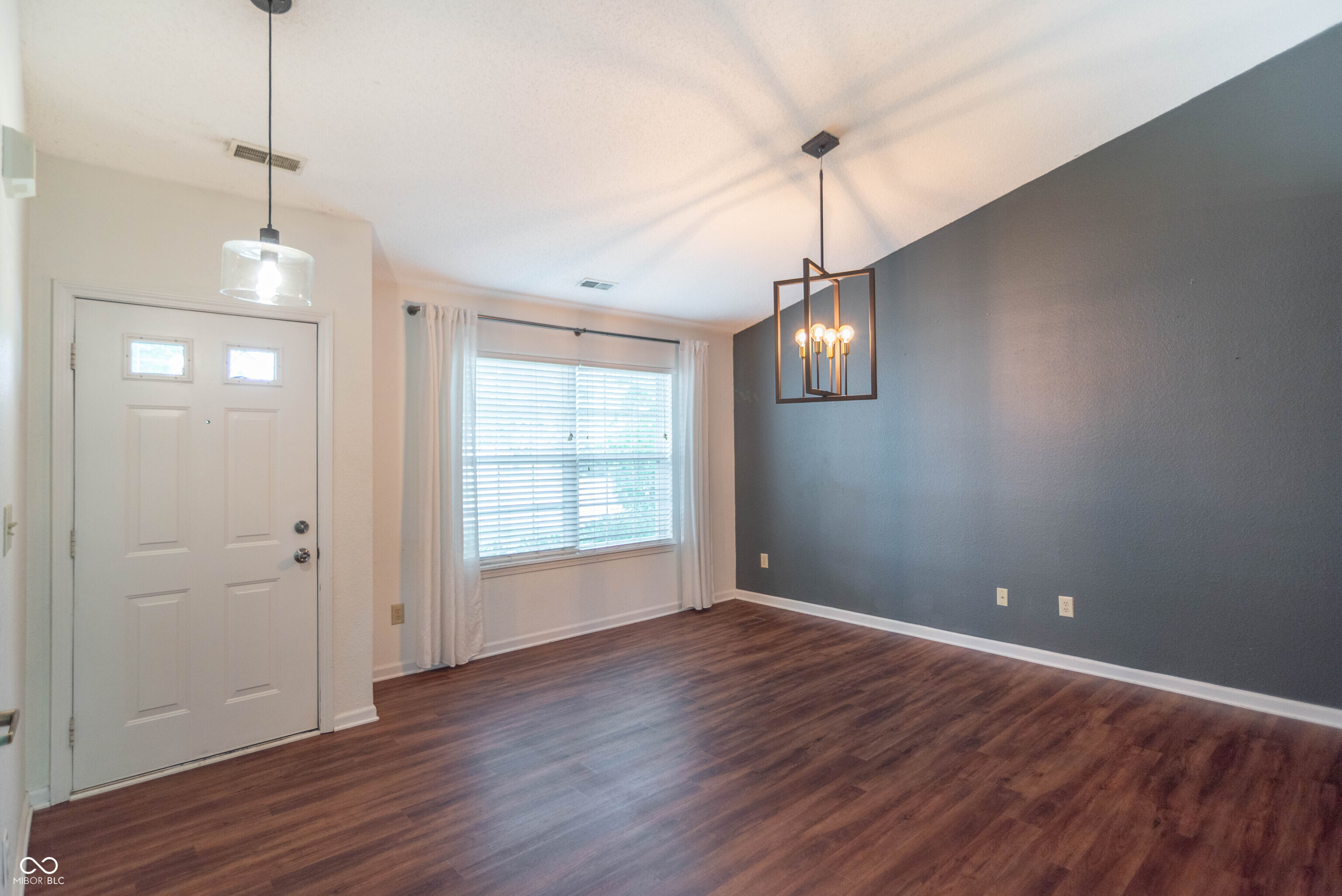 12889 Longleaf Lane, Fishers, IN, 46038 photo 5 of 31