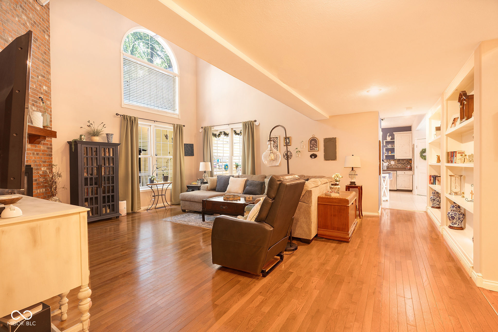 3295 Skyway, Martinsville, IN, 46151 photo 5 of 32