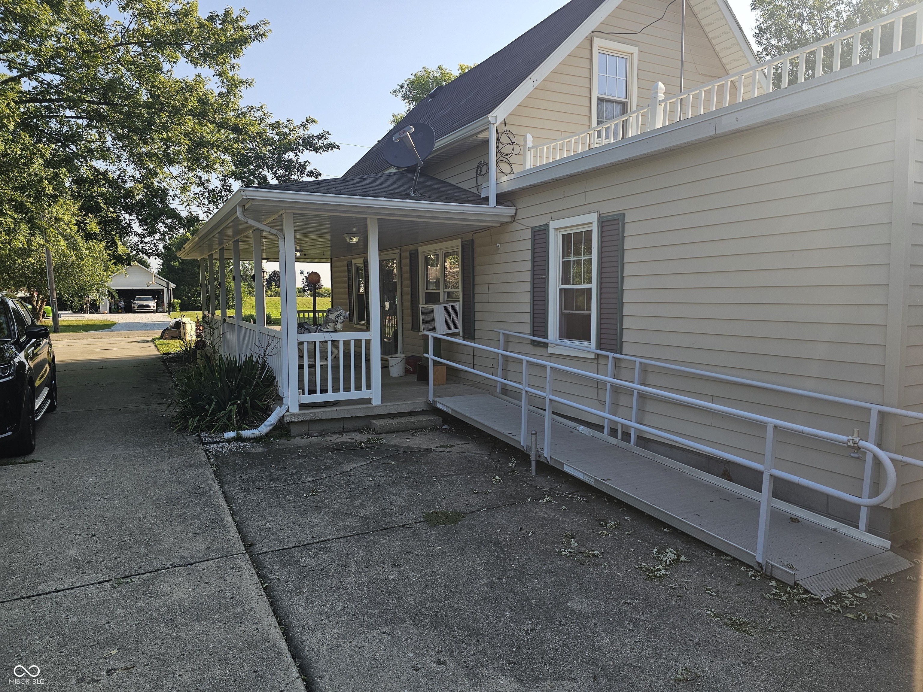 2163 E 1700 Road N, Summitville, IN, 46070 photo 5 of 38