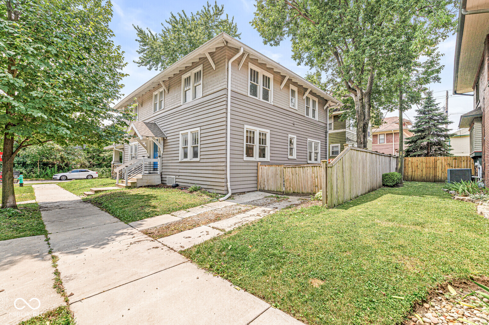 1202 N New Jersey Street, Indianapolis, IN, 46202 photo 5 of 48