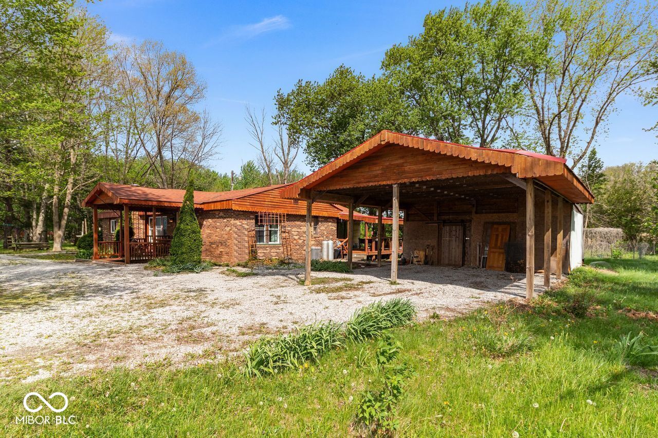 1591 S Graveyard Road, Paragon, IN, 46166 photo 5 of 30
