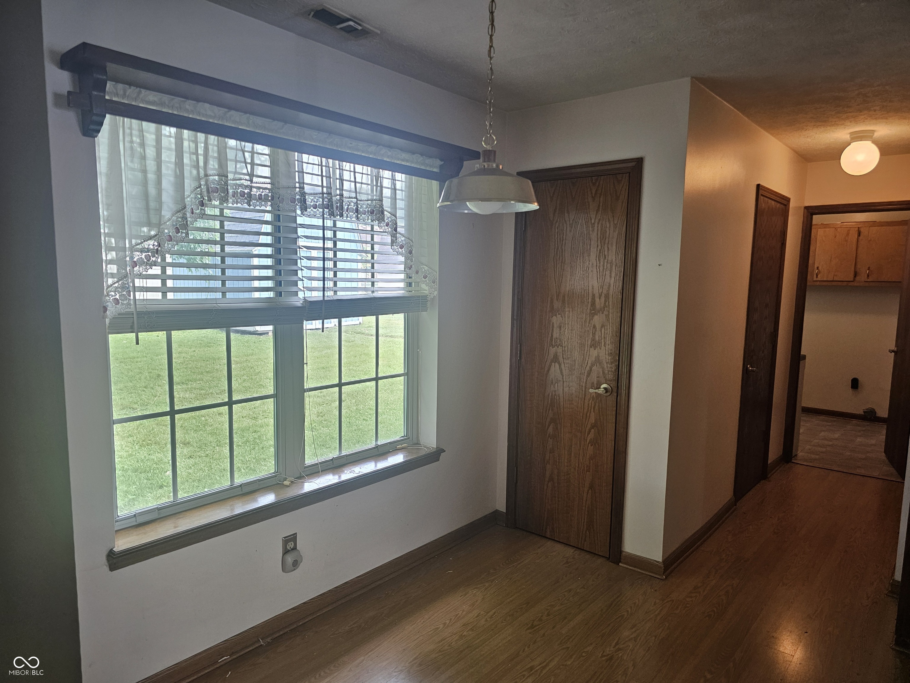 946 Johnathan Drive, Plainfield, IN, 46168 photo 5 of 33