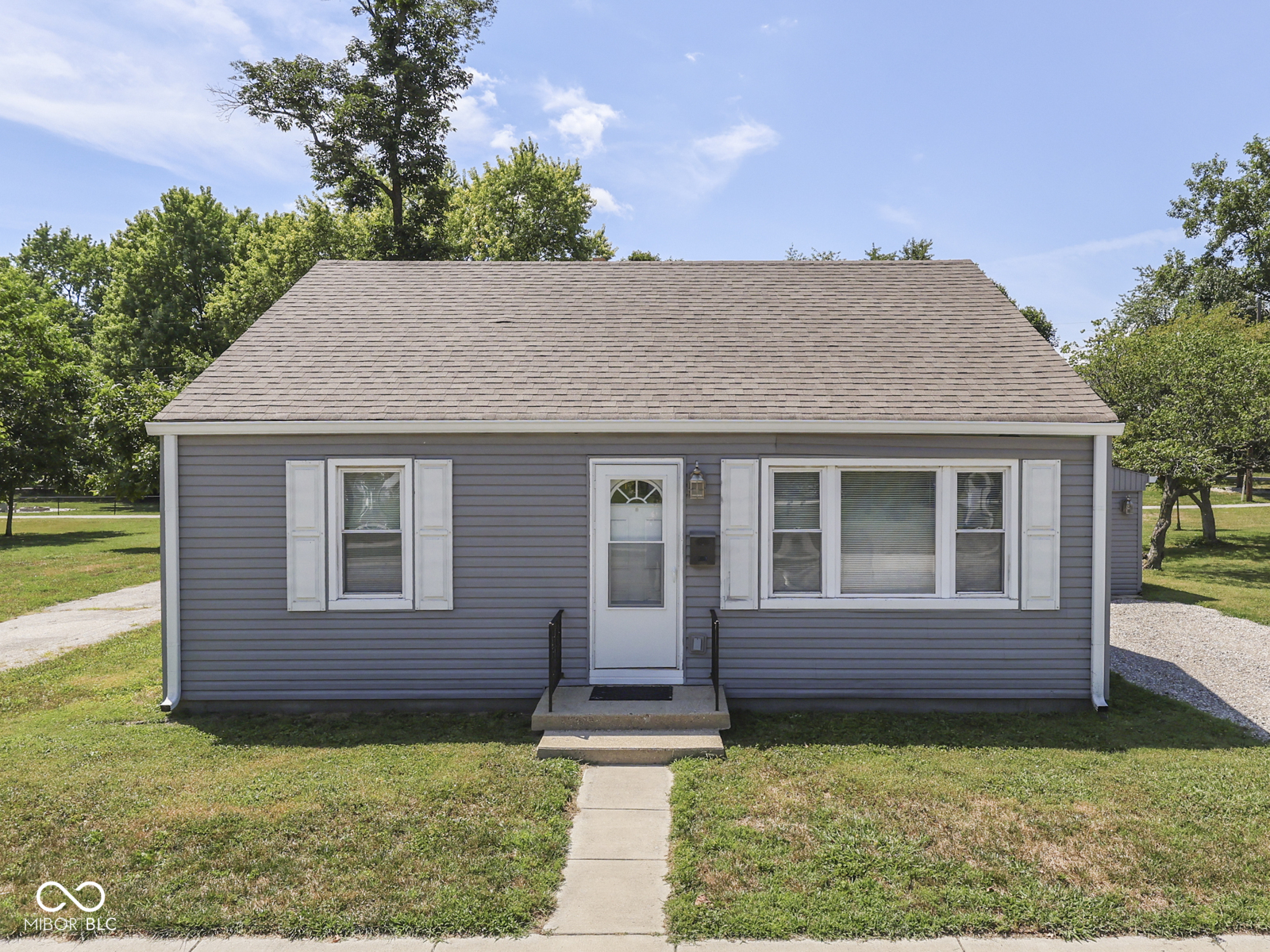 420 S Main Street, Franklin, IN, 46131 photo 5 of 40