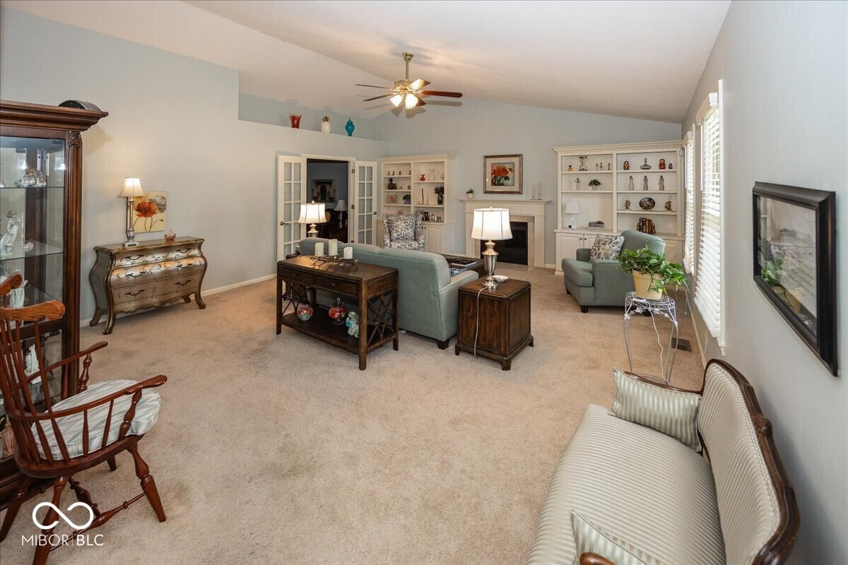 14947 Beacon Boulevard, Carmel, IN, 46032 photo 5 of 23