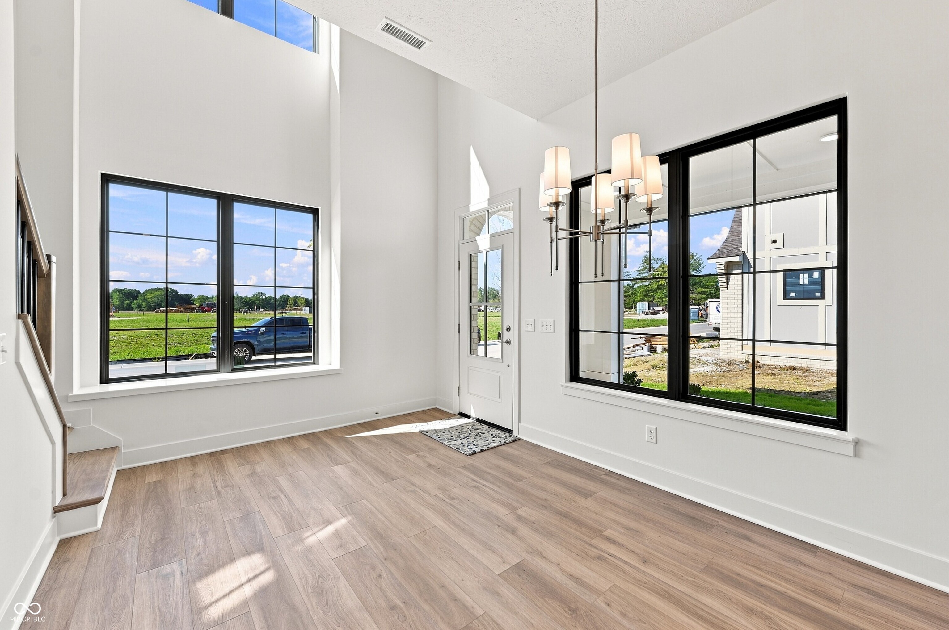 8764 Chauncey Street, Zionsville, IN, 46077 photo 5 of 38