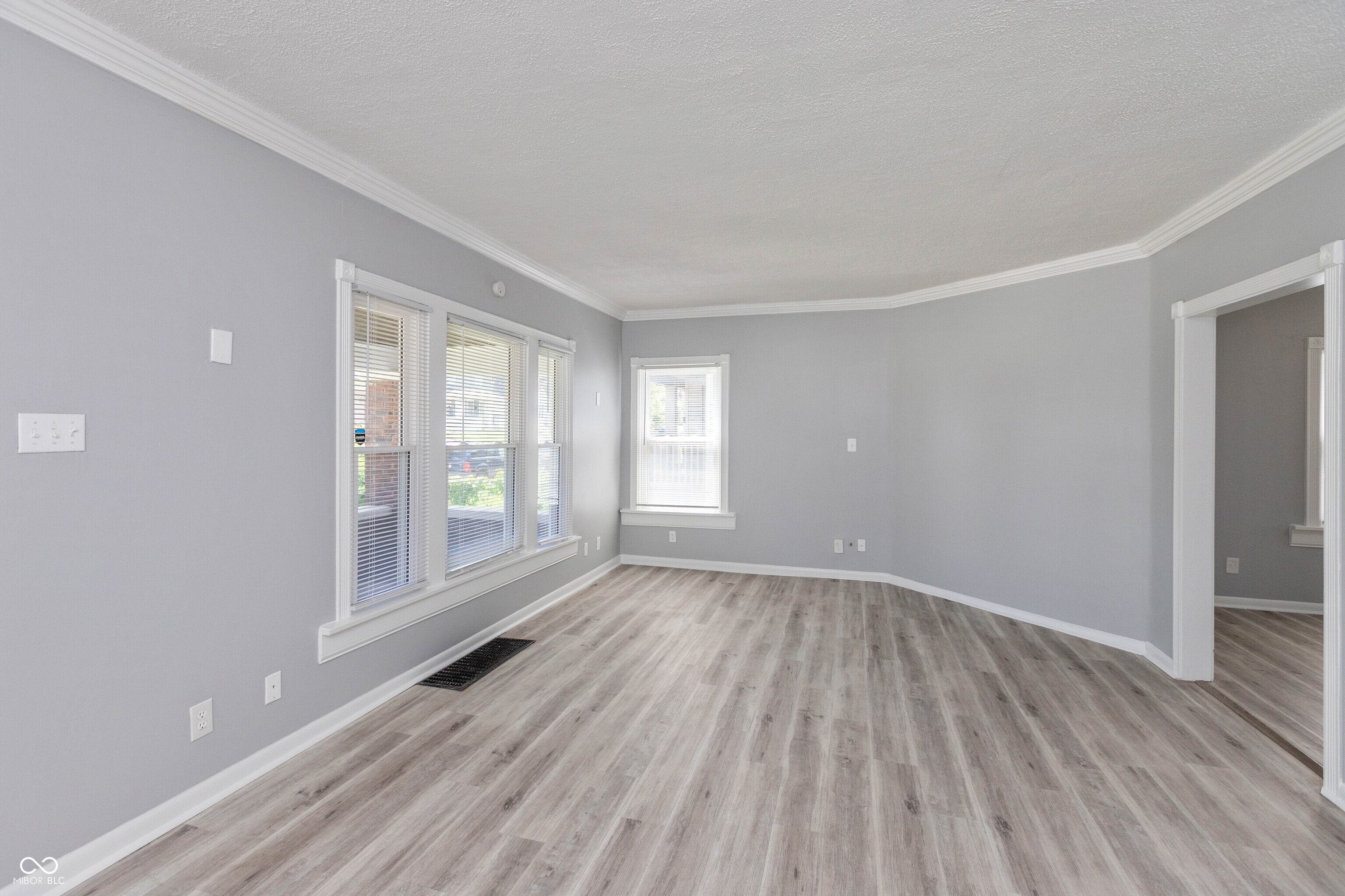 66 N Ewing Street, Indianapolis, IN, 46201 photo 5 of 26
