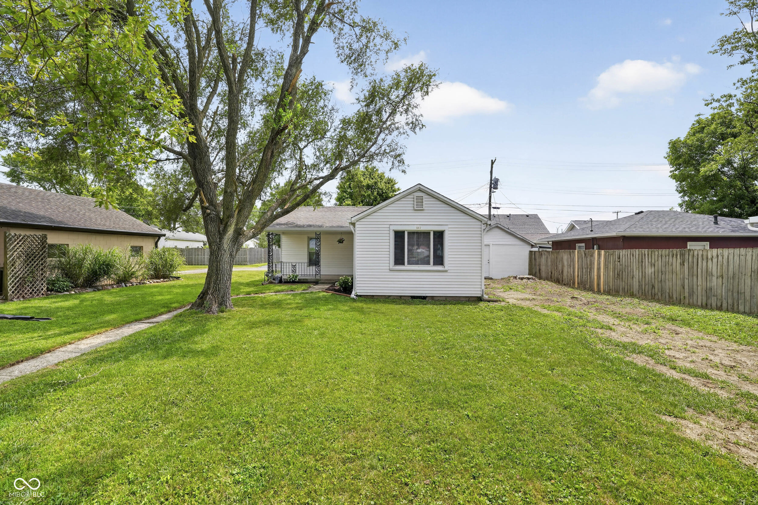 847 W North Street, Greenfield, IN, 46140 photo 5 of 17