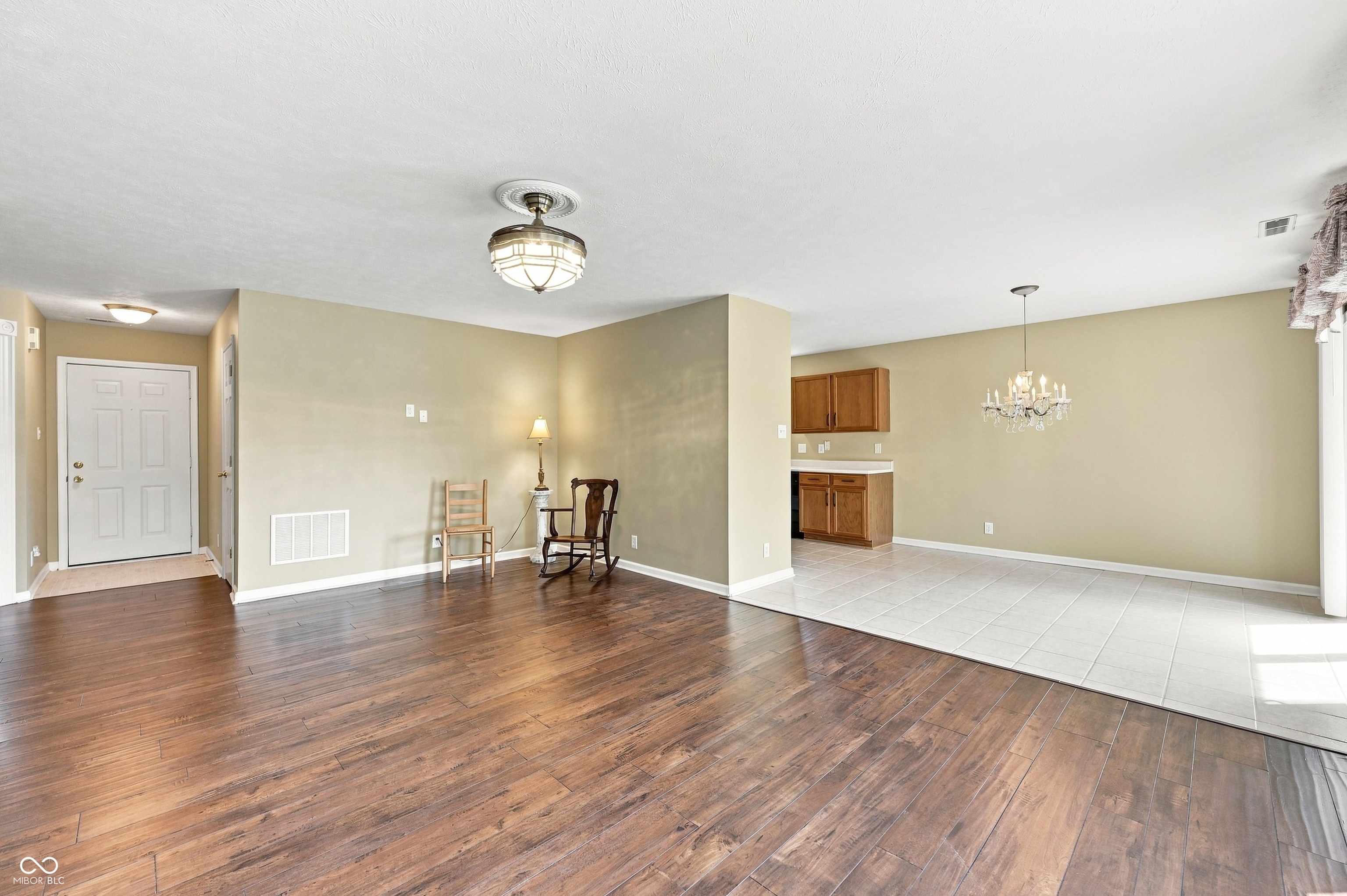 1707 Brookview Drive, Brownsburg, IN, 46112 photo 5 of 45