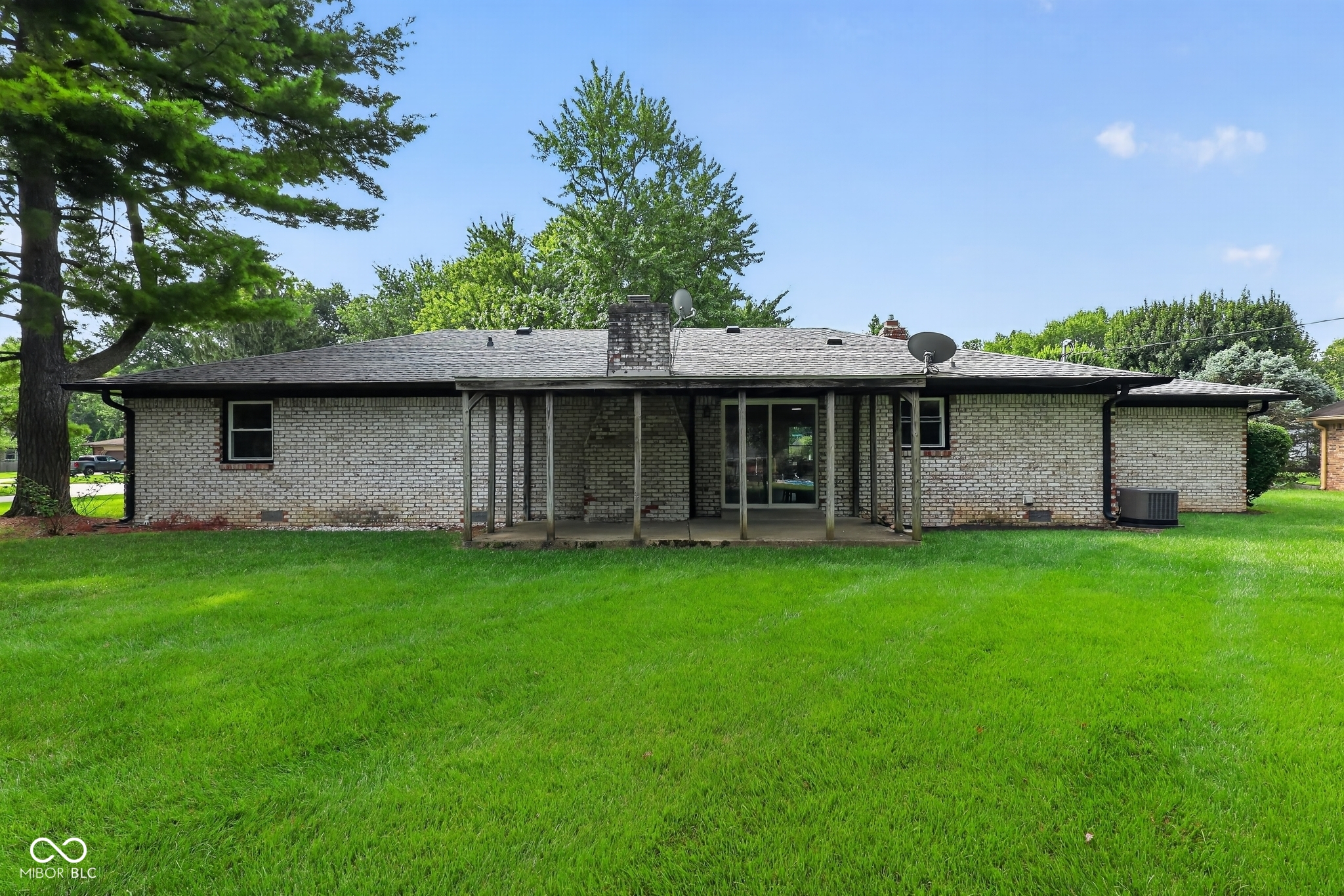 4034 Nevermind Way, Greenwood, IN, 46142 photo 5 of 30