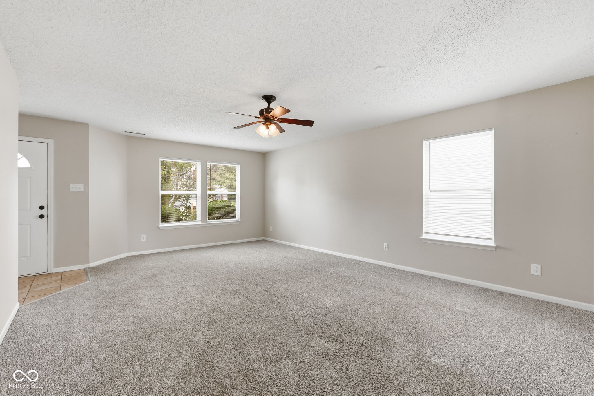 10198 Apple Blossom Circle, Fishers, IN, 46038 photo 5 of 35