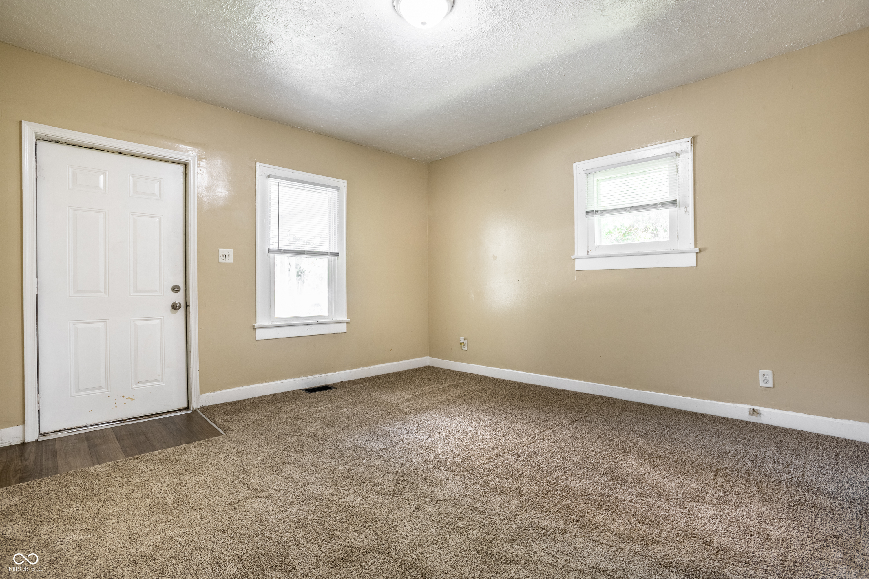 1812 E Kelly Street, Indianapolis, IN, 46203 photo 5 of 22