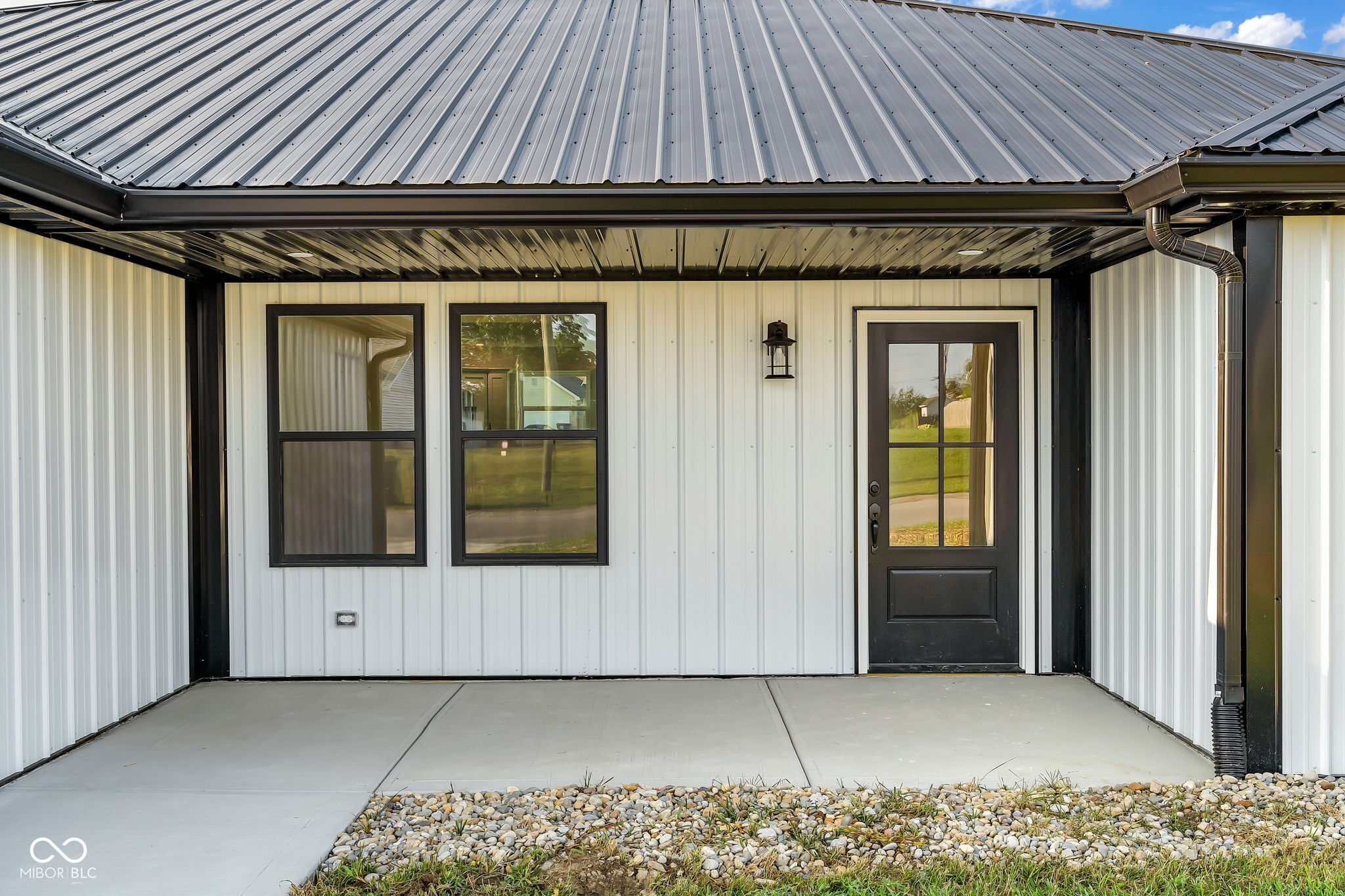 404 E College Street, Bainbridge, IN, 46105 photo 5 of 31