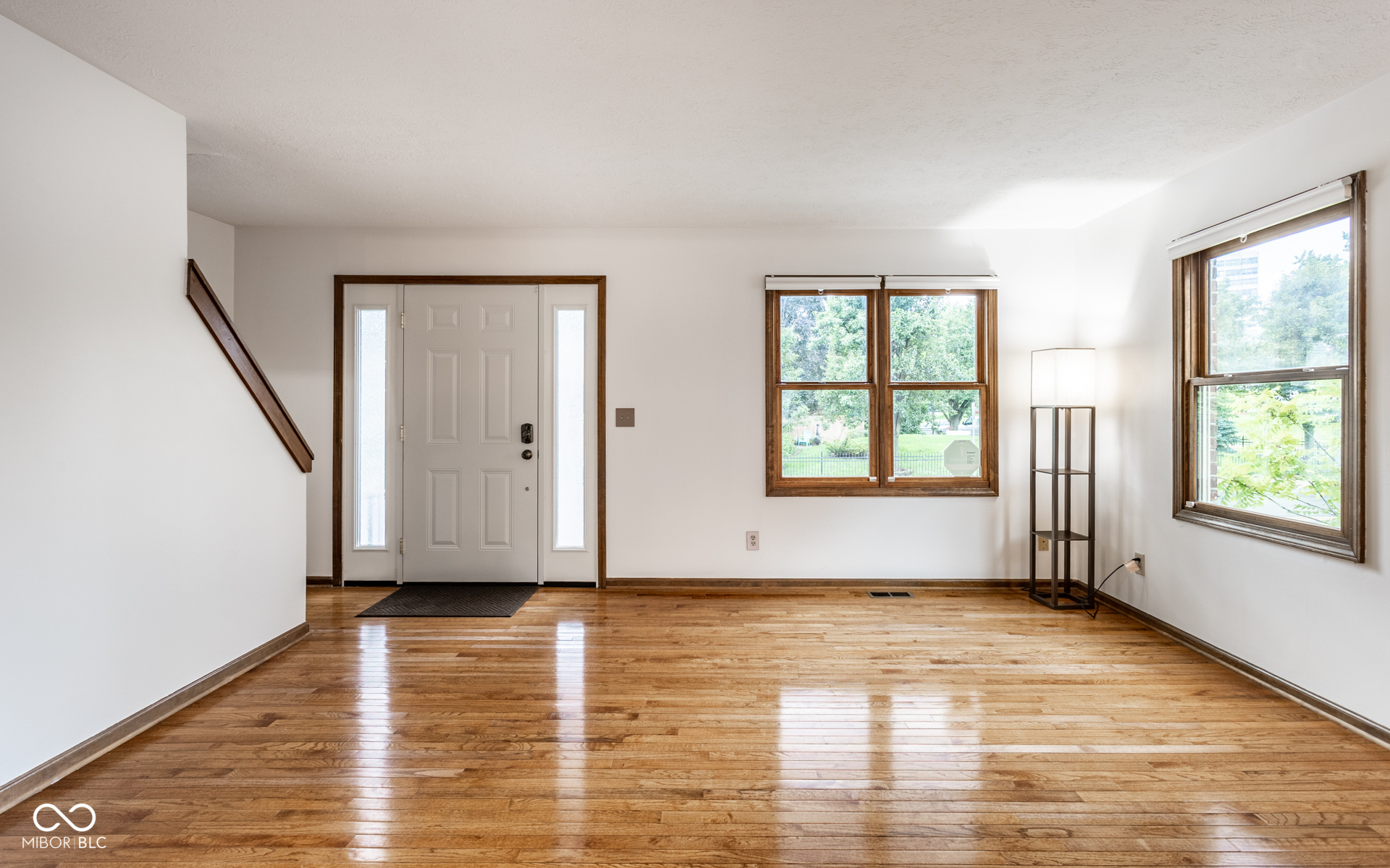 488 E 10th Street, Indianapolis, IN, 46202 photo 5 of 33