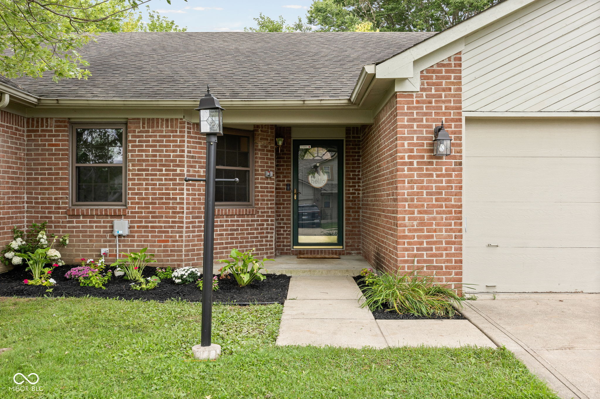 854 Ellington Circle, Greenwood, IN, 46143 photo 5 of 56