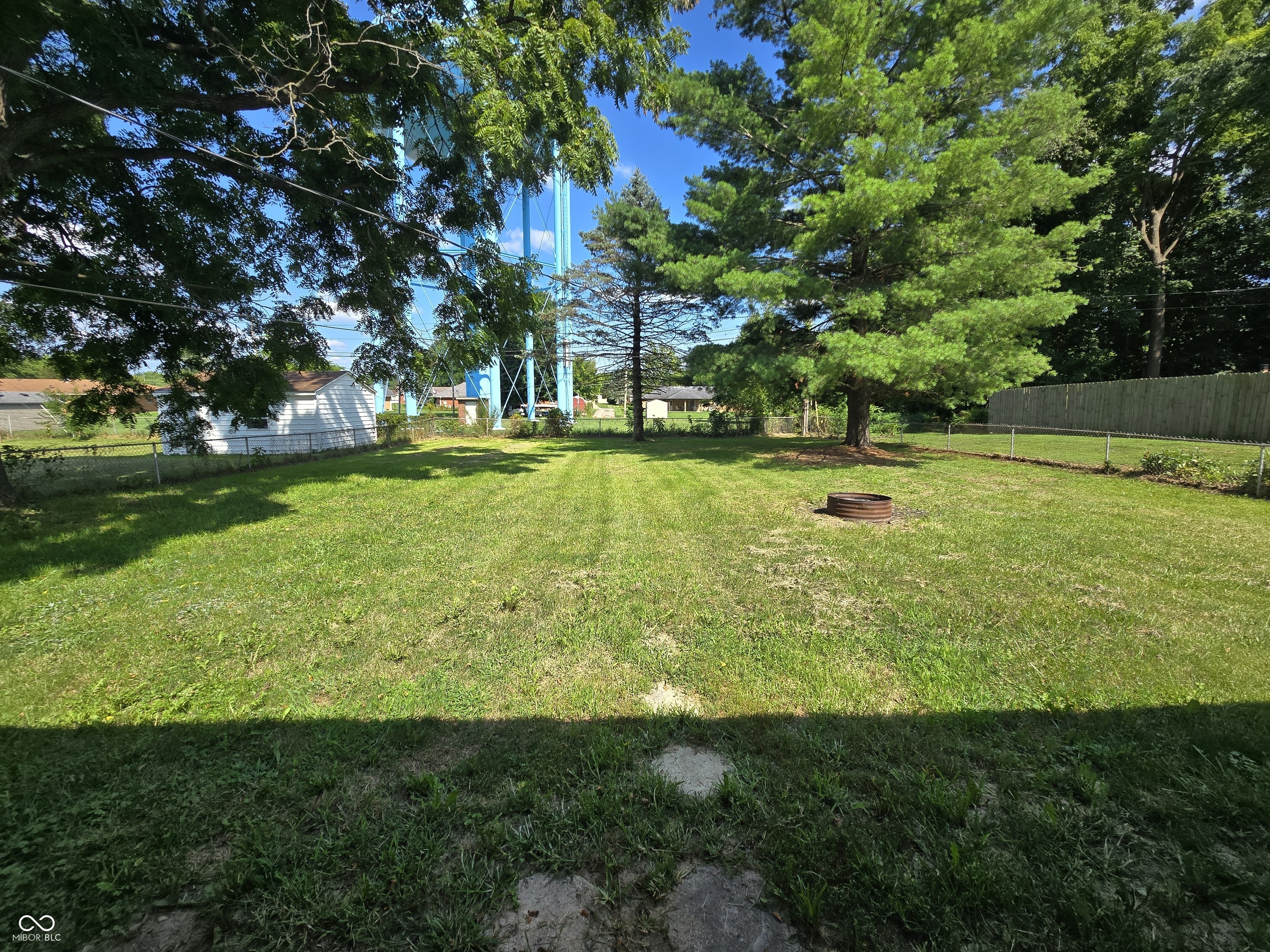 1230 Oakland Drive, Anderson, IN, 46012 photo 5 of 19