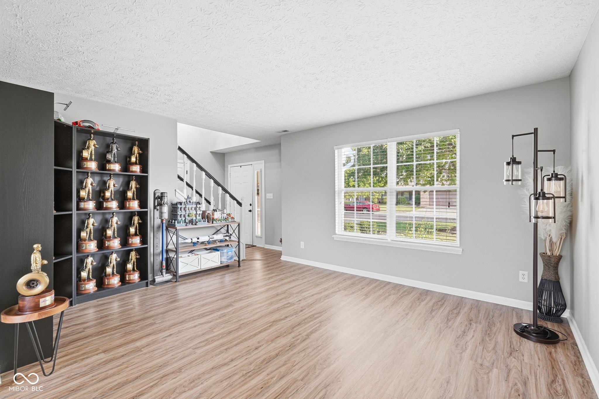 387 Sugar Bush Lane S, Brownsburg, IN, 46112 photo 5 of 29