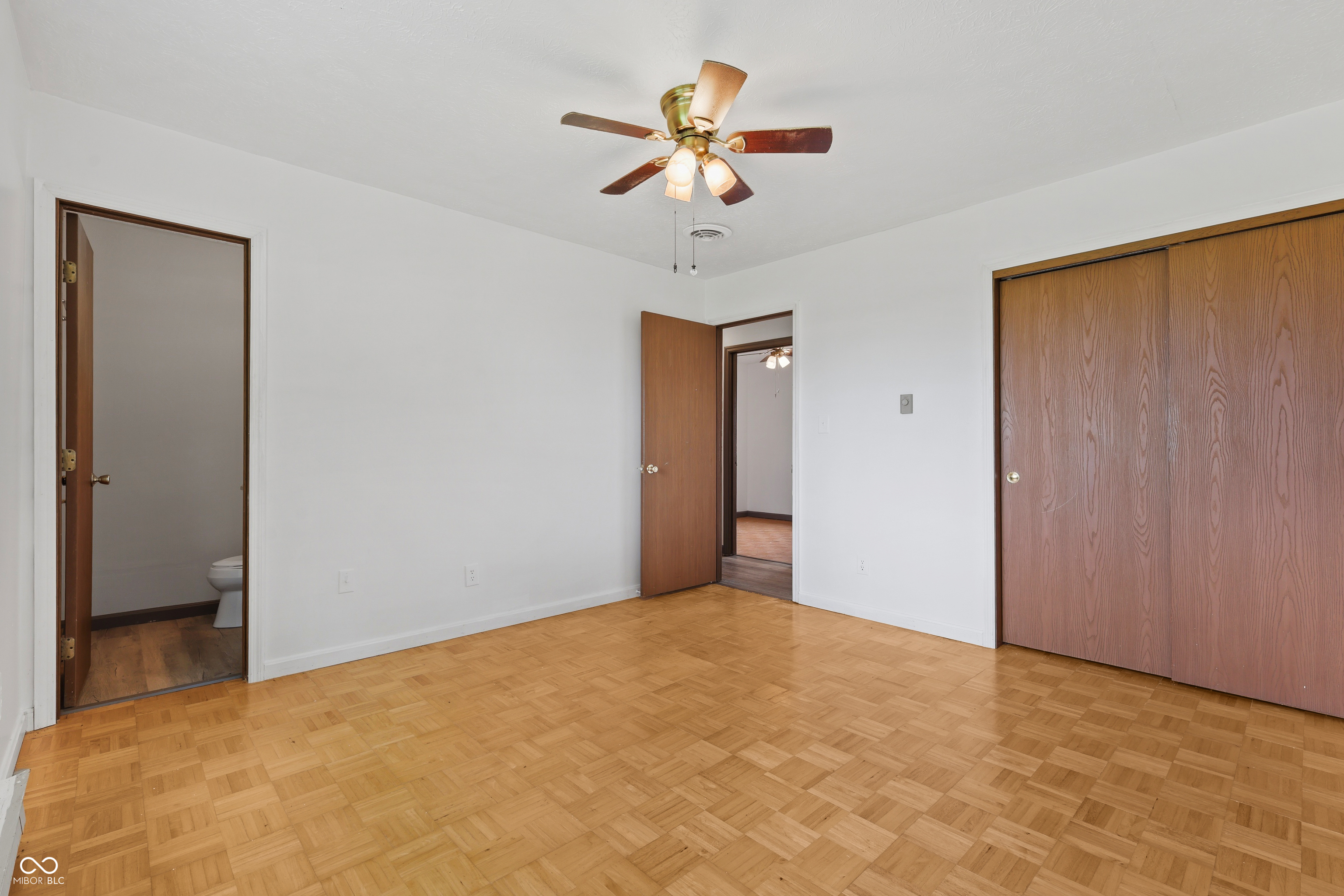 8824 N Miami Ridge Road N, Columbus, IN, 47201 photo 5 of 8
