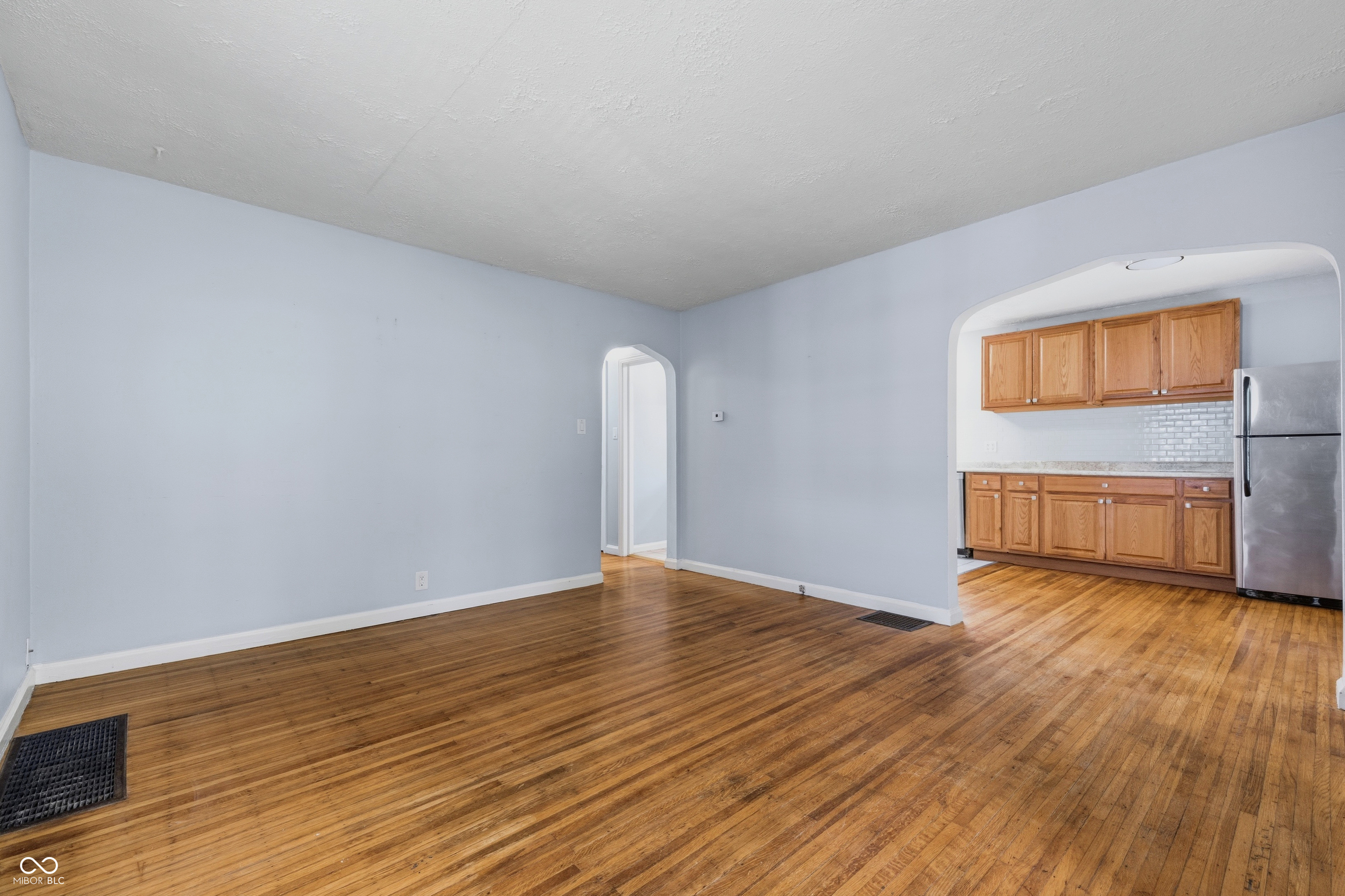 4919 Indianola Avenue, Indianapolis, IN, 46205 photo 5 of 32