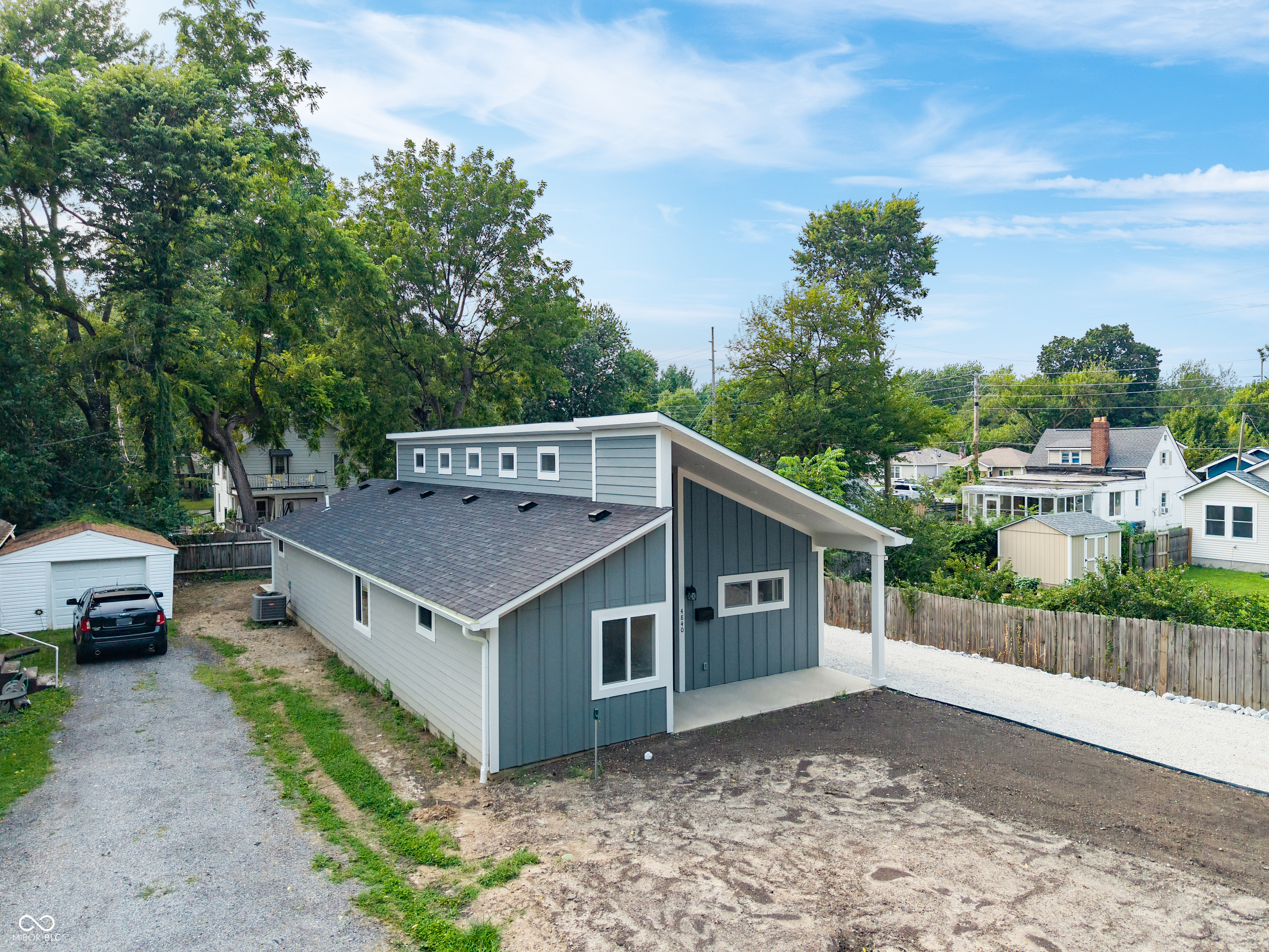 4840 Crestview Avenue, Indianapolis, IN, 46205 photo 5 of 23
