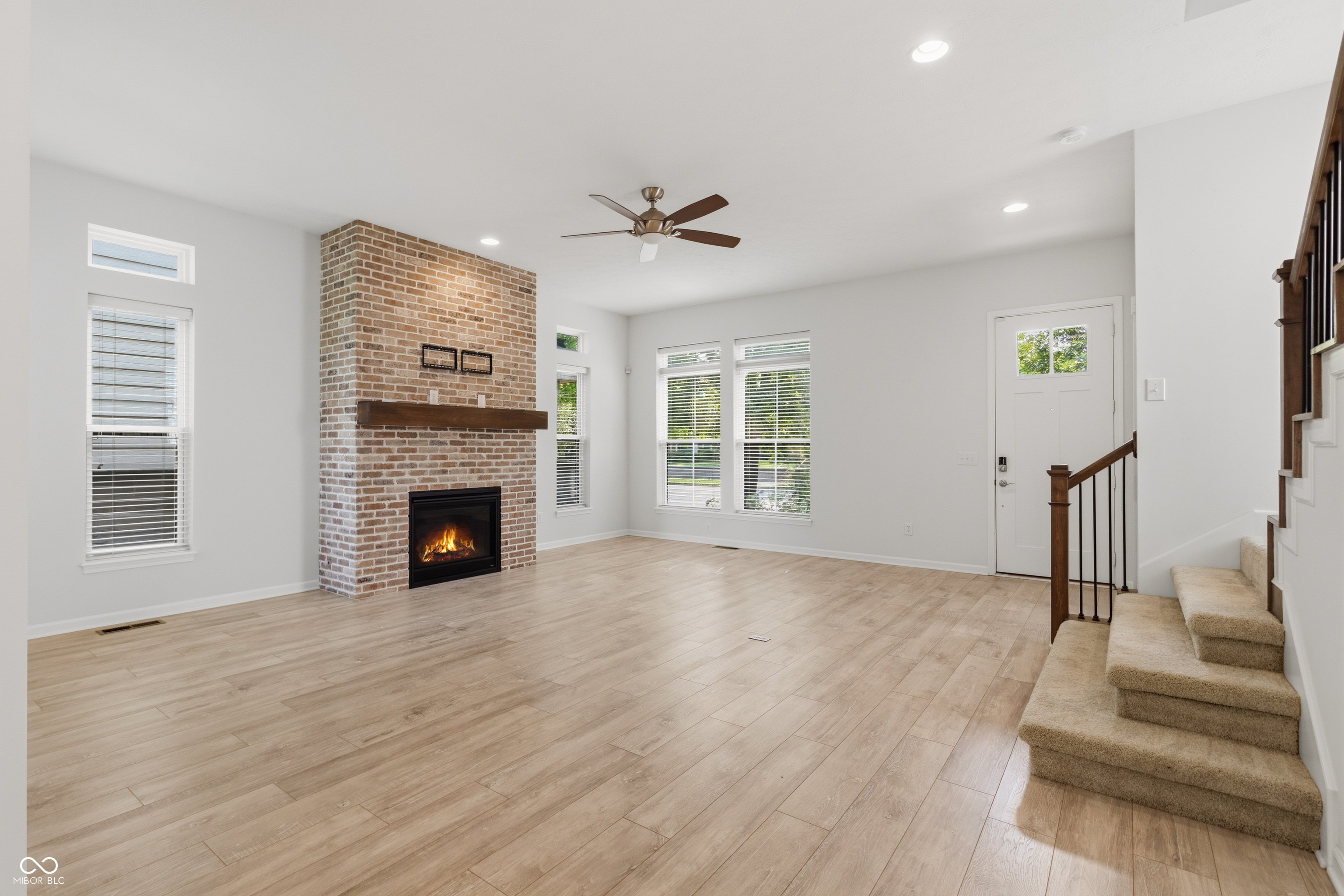 2327 N College Avenue, Indianapolis, IN, 46205 photo 5 of 53