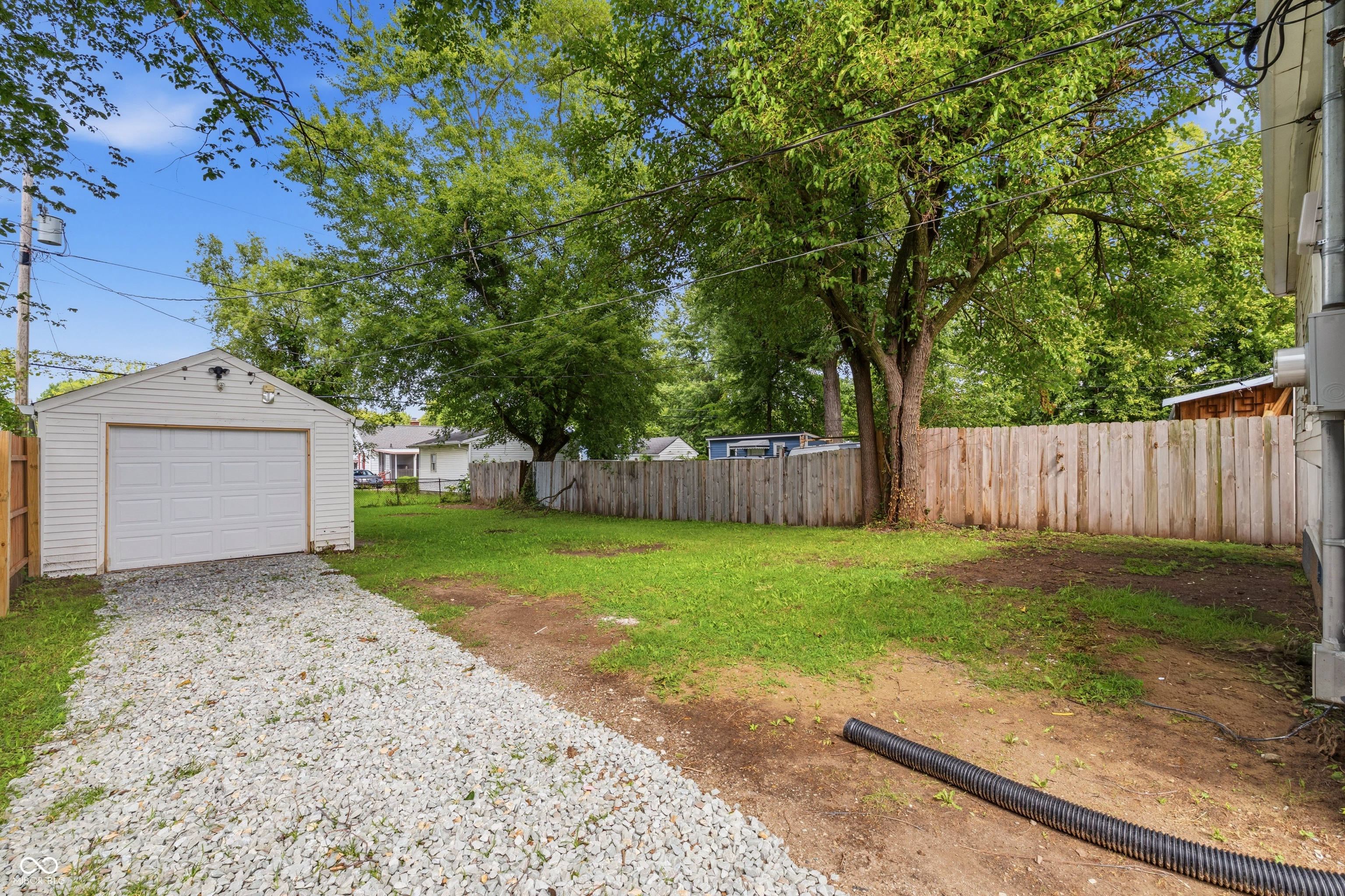 3532 N Chester Avenue, Indianapolis, IN, 46218 photo 5 of 36