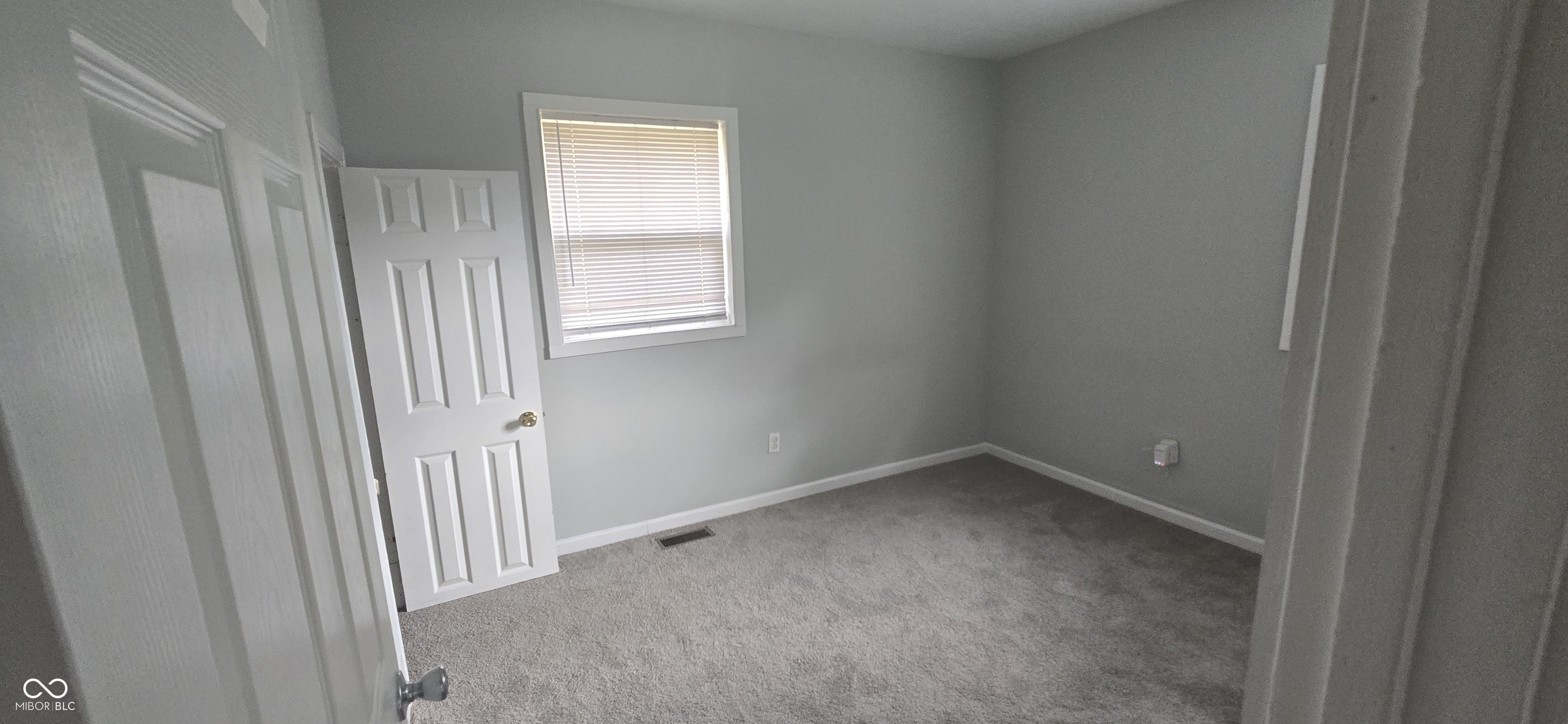 3207 N Arsenal Avenue, Indianapolis, IN, 46218 photo 5 of 10